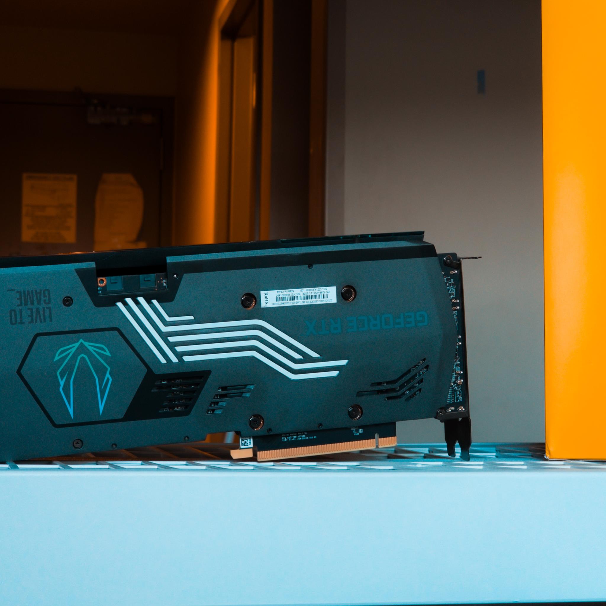 Zotac GAMING AMP Holo GeForce RTX 3080 Ti
