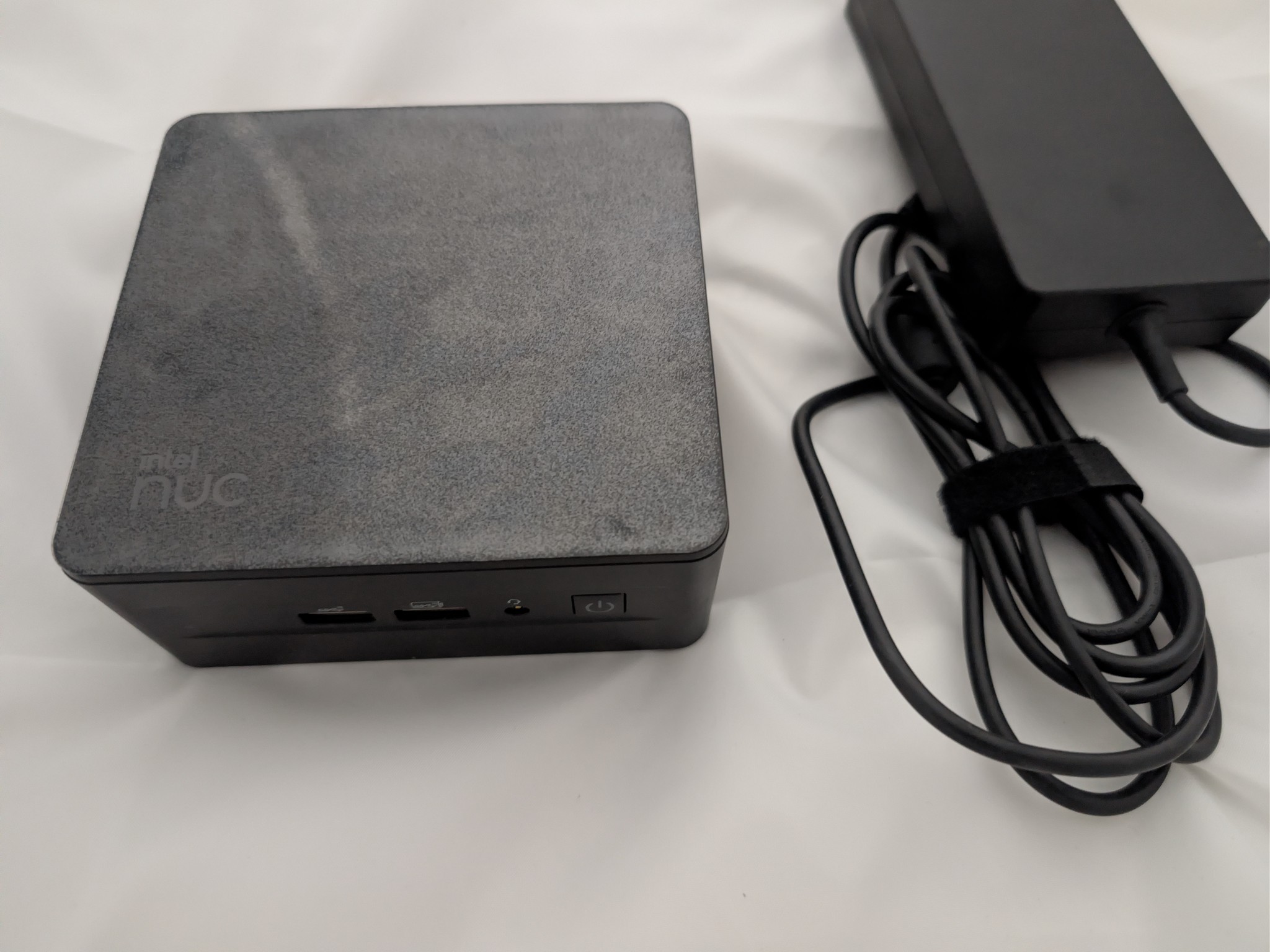 Intel NUC 13 PRO Intel 13th Gen Core i5-1340P Tall Barebone Kit Mini PC - NUC13ANHi5