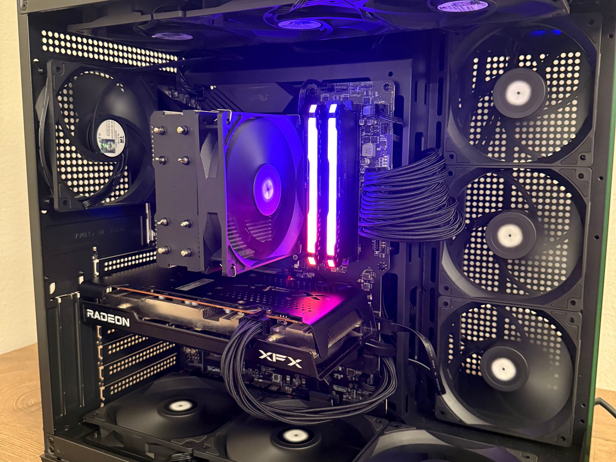 XFX RX 6650XT Custom Gaming PC - Ryzen 5 5600X, 16GB RAM, 256GB SSD