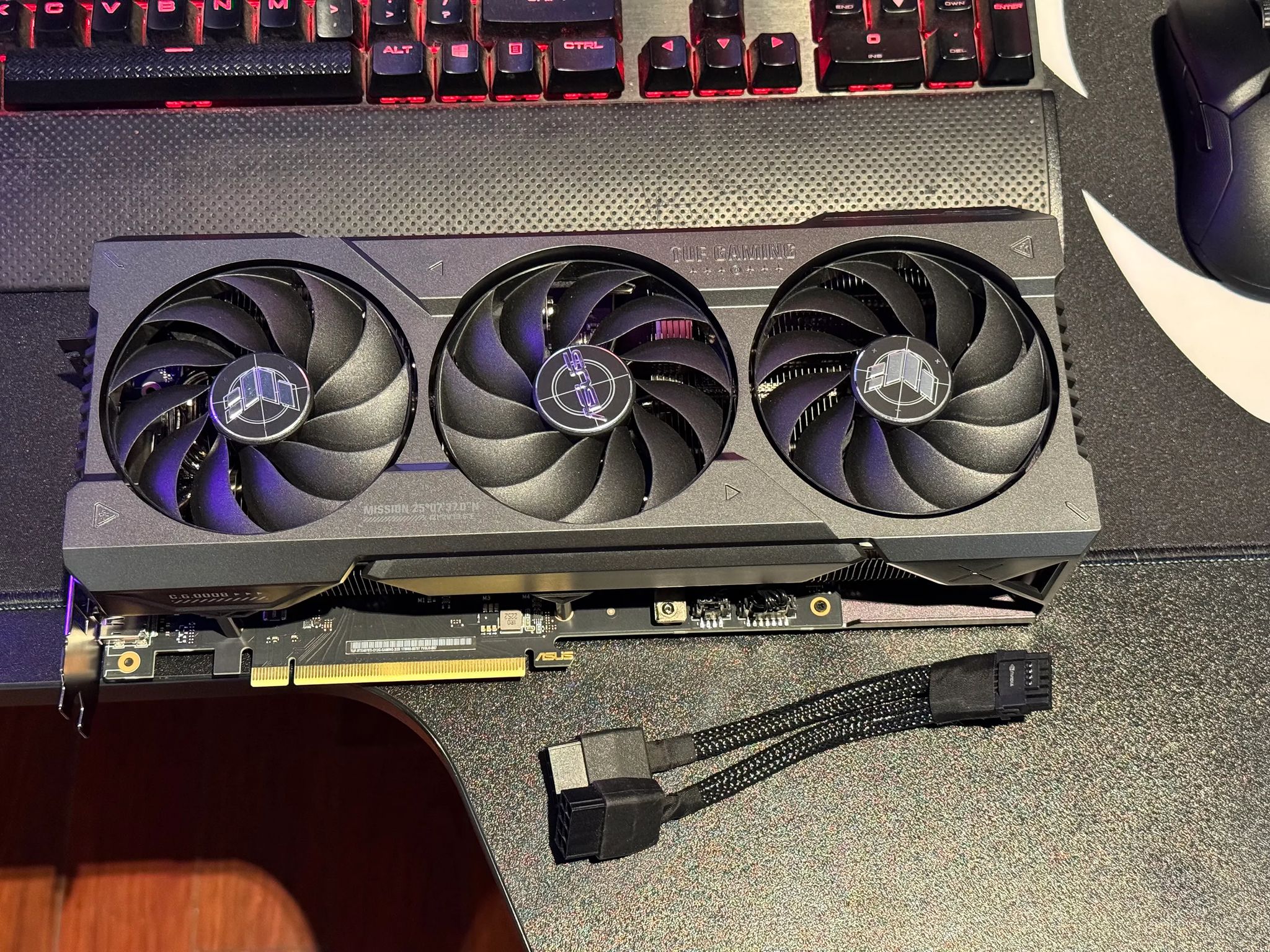 ASUS TUF Gaming NVIDIA GeForce RTX 4070 Ti OC Edition Gaming