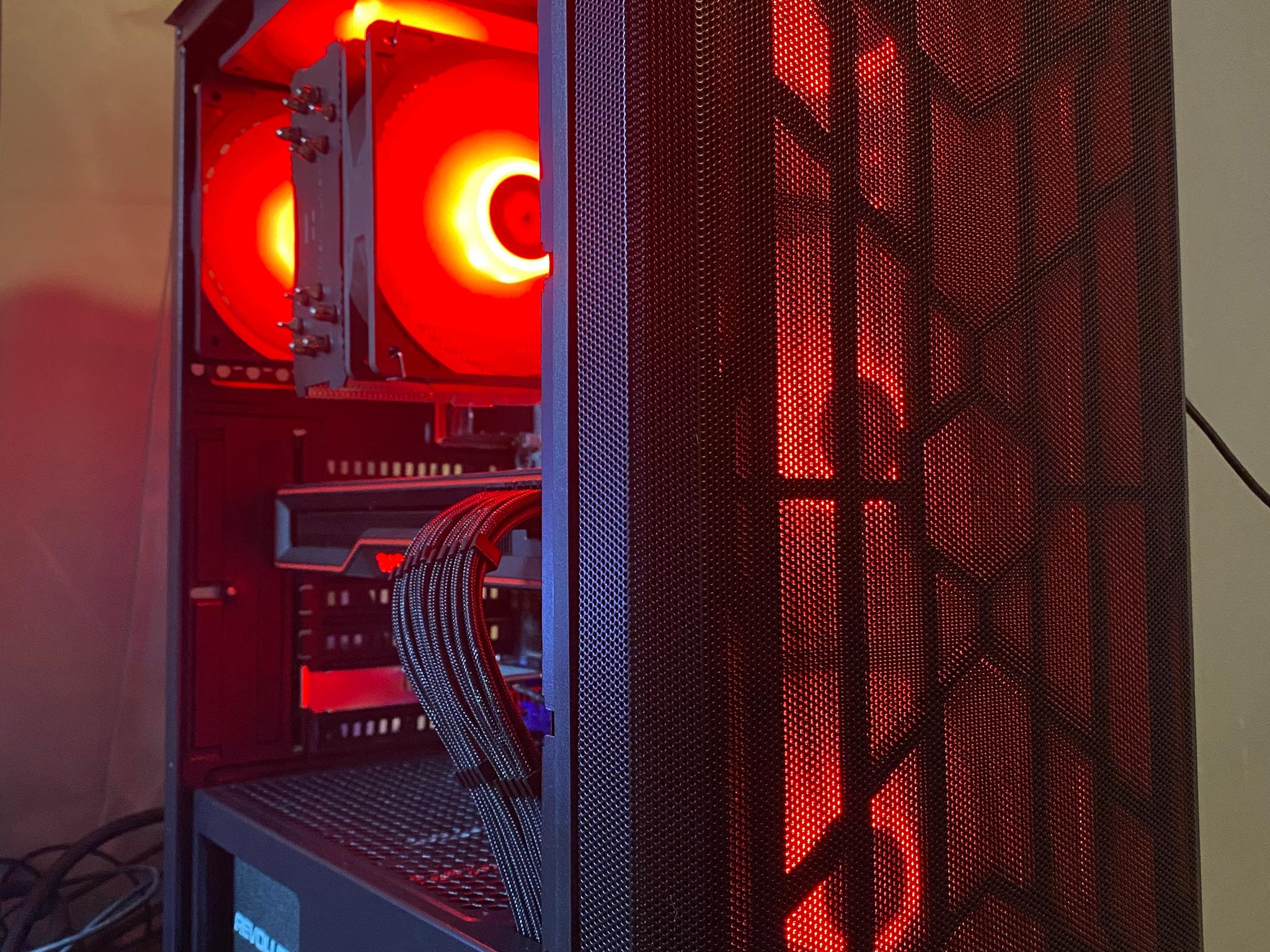 Hematite II R7 5800X/RX 6800/ 32GB RAM/1 TB NVME