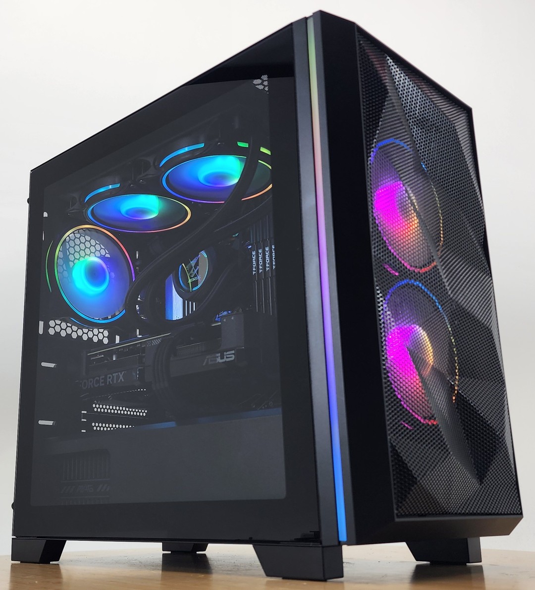 Gaming PC Ryzen 7 7700 32GB RAM 1TB SSD RTX 4070 12GB Windows 11