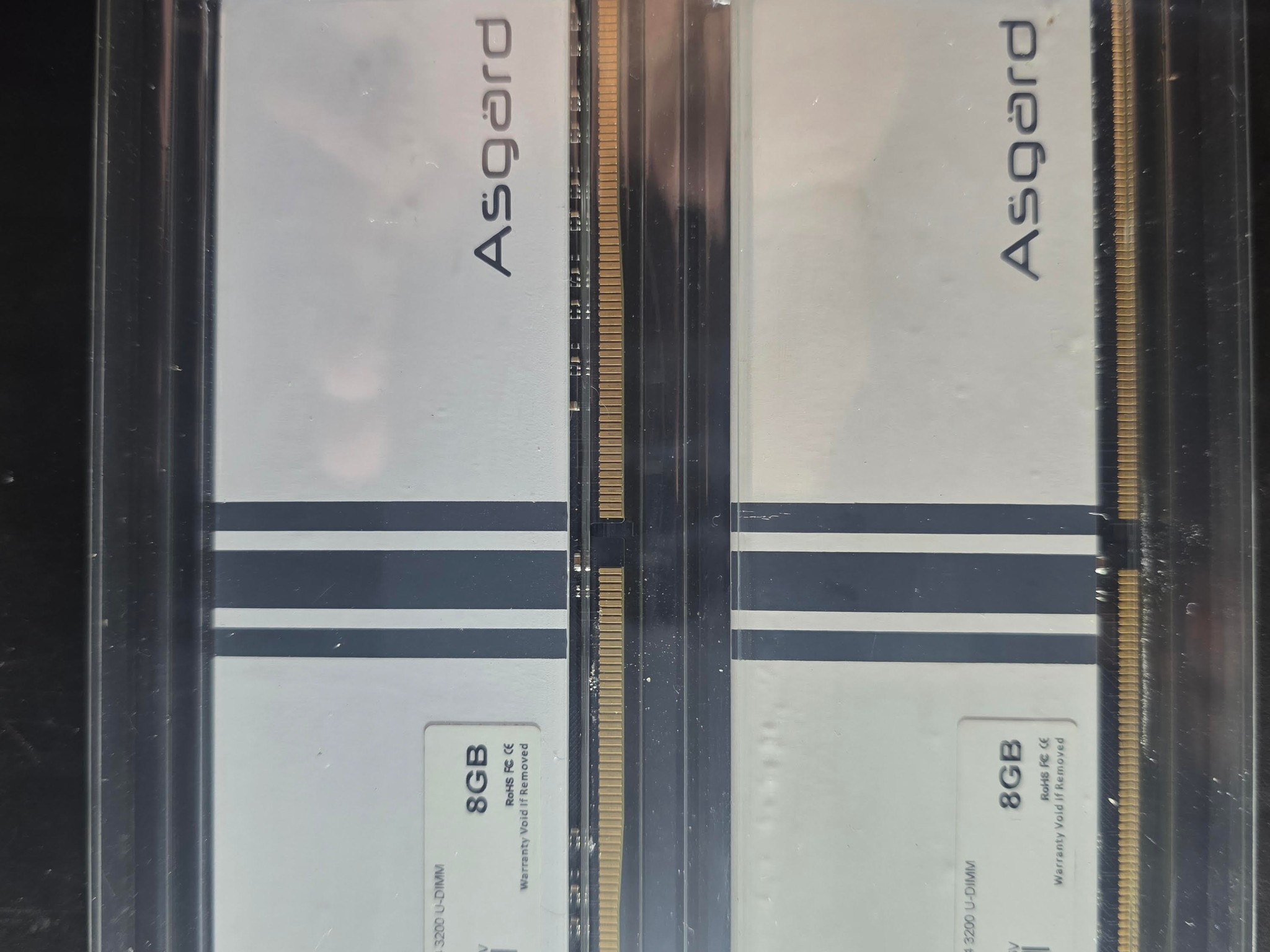 2x8GB DDR4 3200 CL18