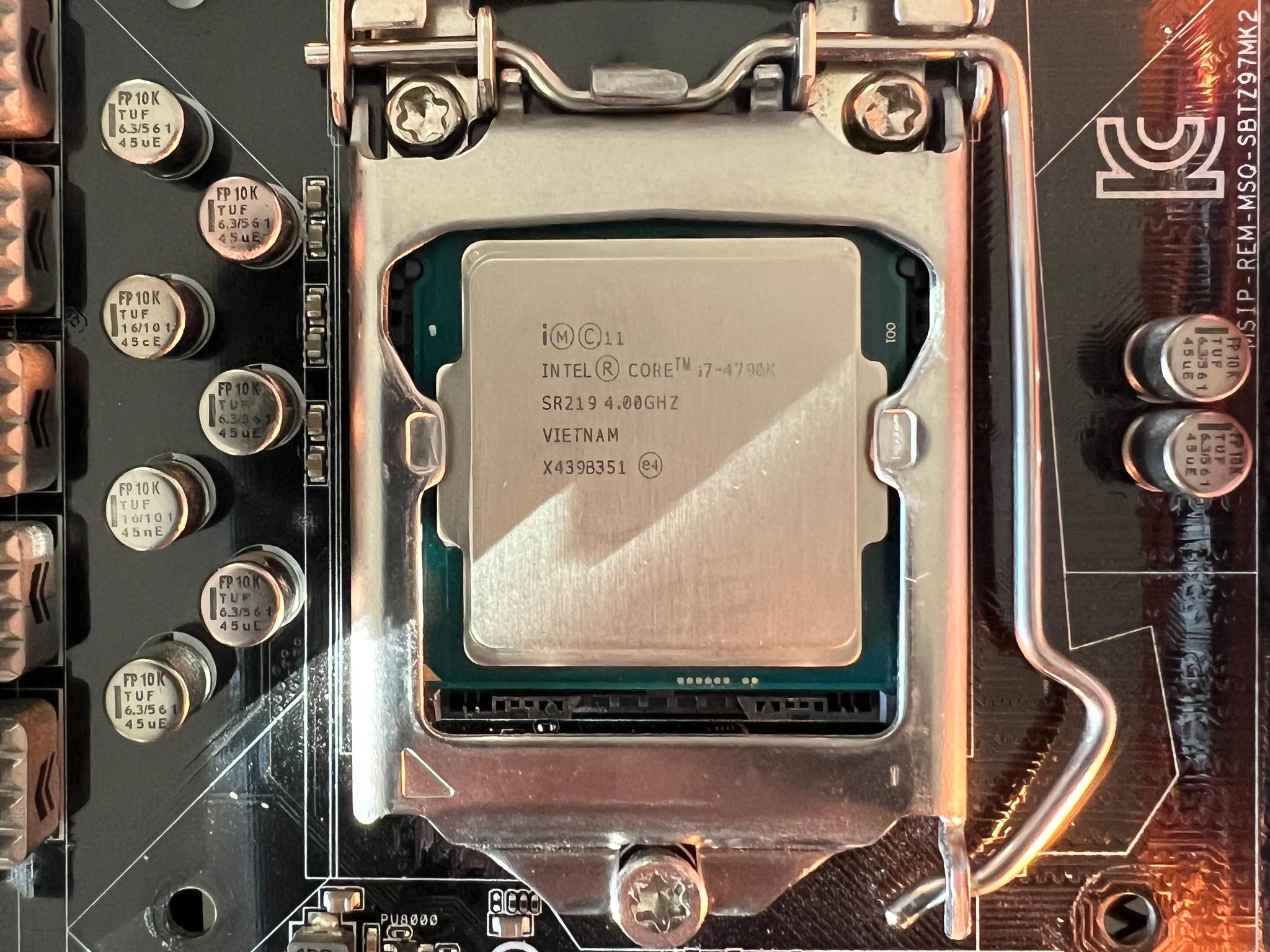 SABERTOOTH Z97 Mark 2 | i7-4790k| 4x4GB DRAM | PCI Express WIFI N Adapter