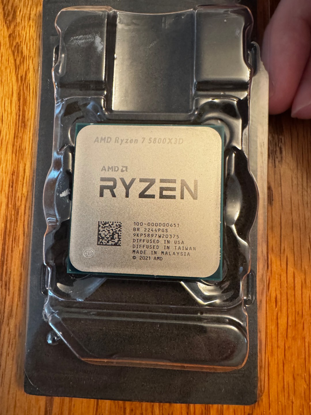 AMD Ryzen 7 5800X3D CPU ジャンク AMD Ryzen 7 5800X3D 8-Core Gaming CPU with Original Box & Sticker