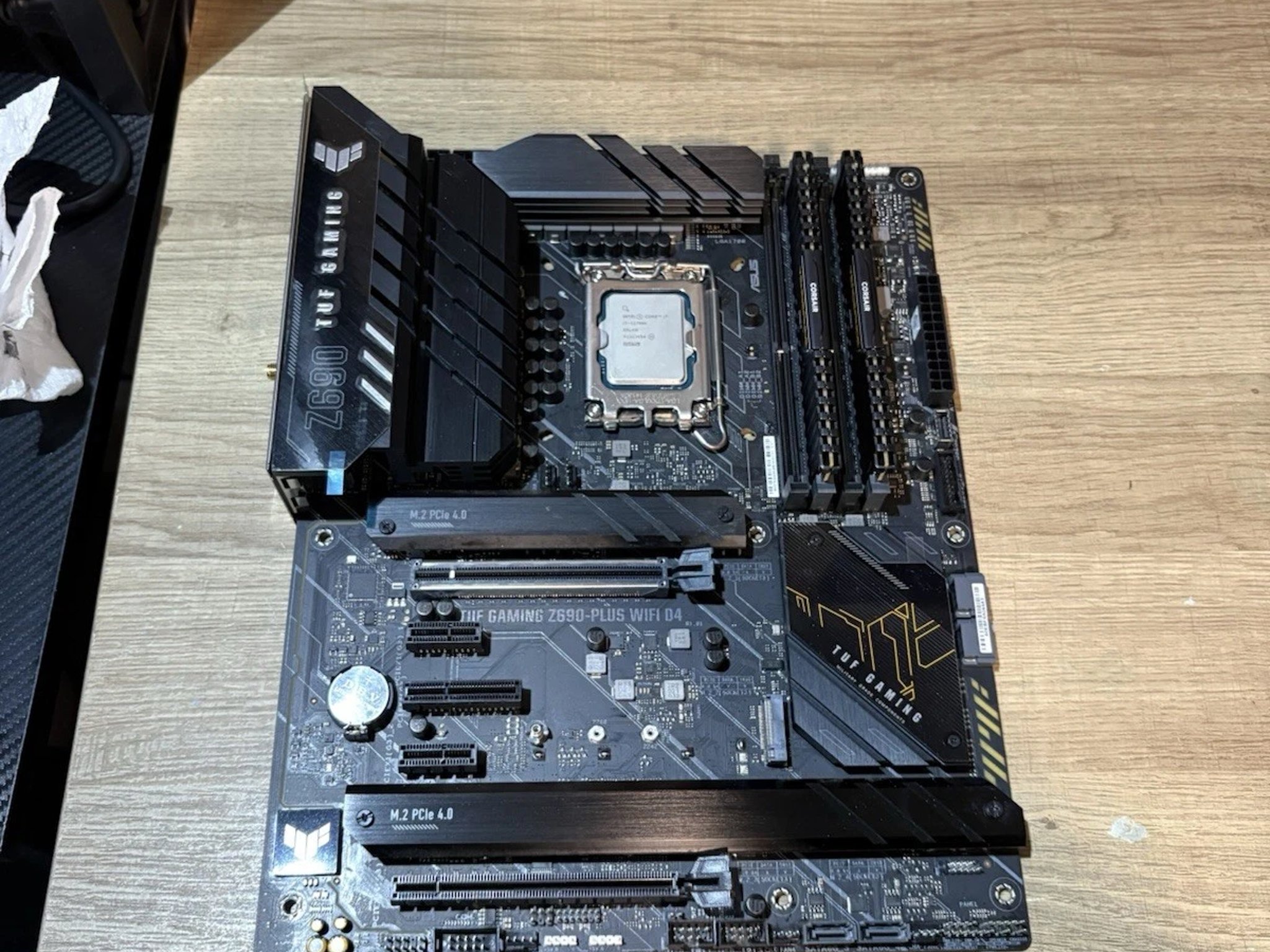 i7-12700k, 2x32GB DDR4 3600MHZ, Z-690 WIFI D4