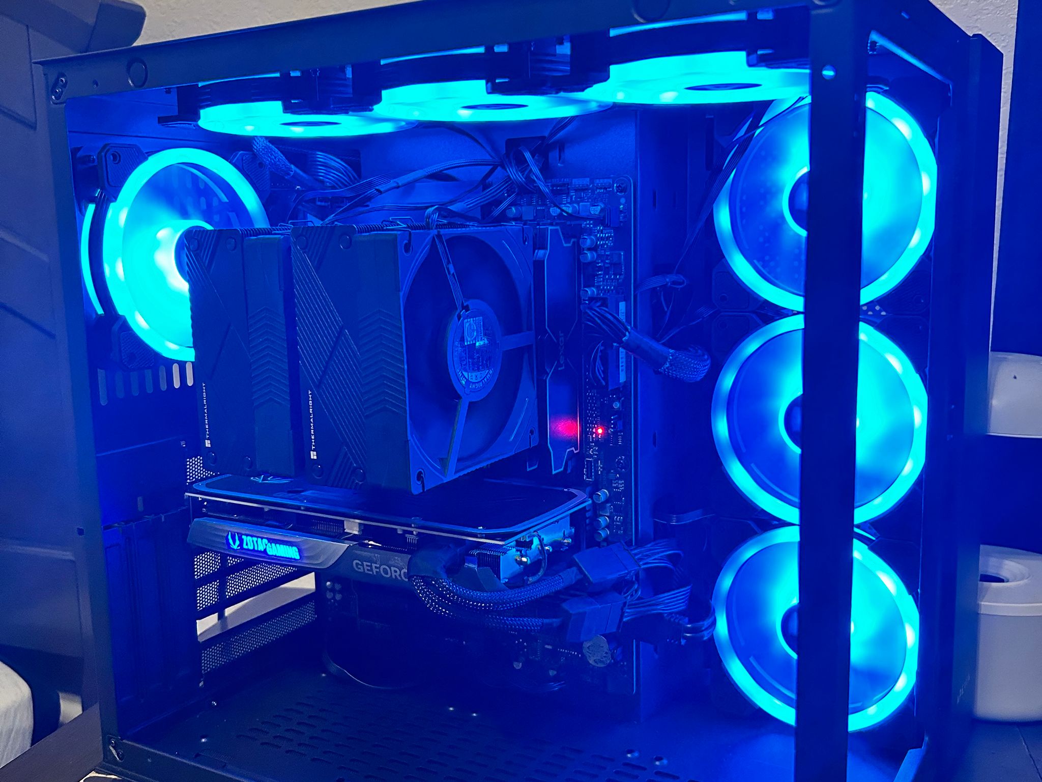 Blue Beauty 💙🦋| Ryzen 7 7700x | Zotac 4070 Super 12GB | Lexar 32GB 6000MTz | GB B650 Aorus Elite