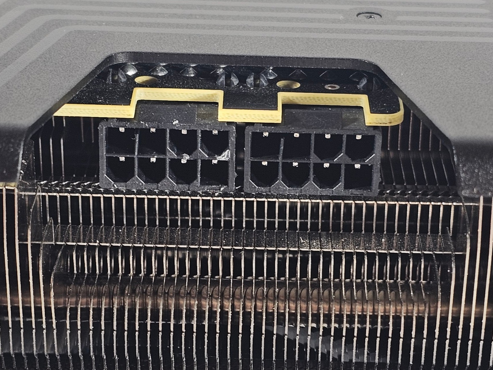 RX 9070 XT Radeon XFX