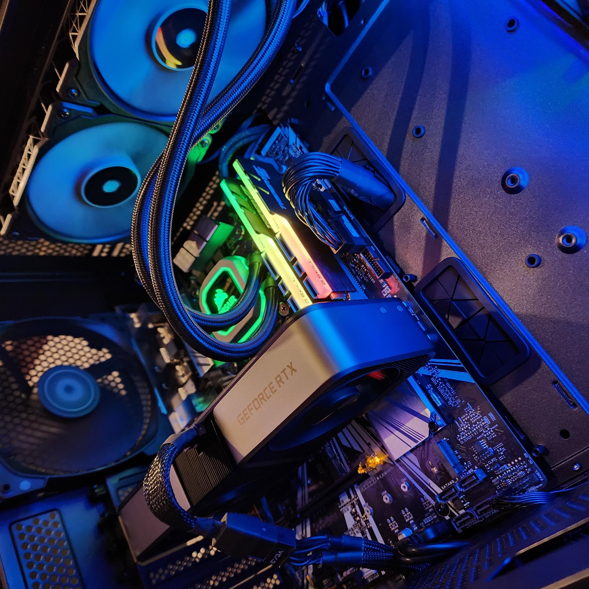 Nvidia RTX 3070 / i9-9900K / 32GB DDR4 RAM / 1TB NVMe