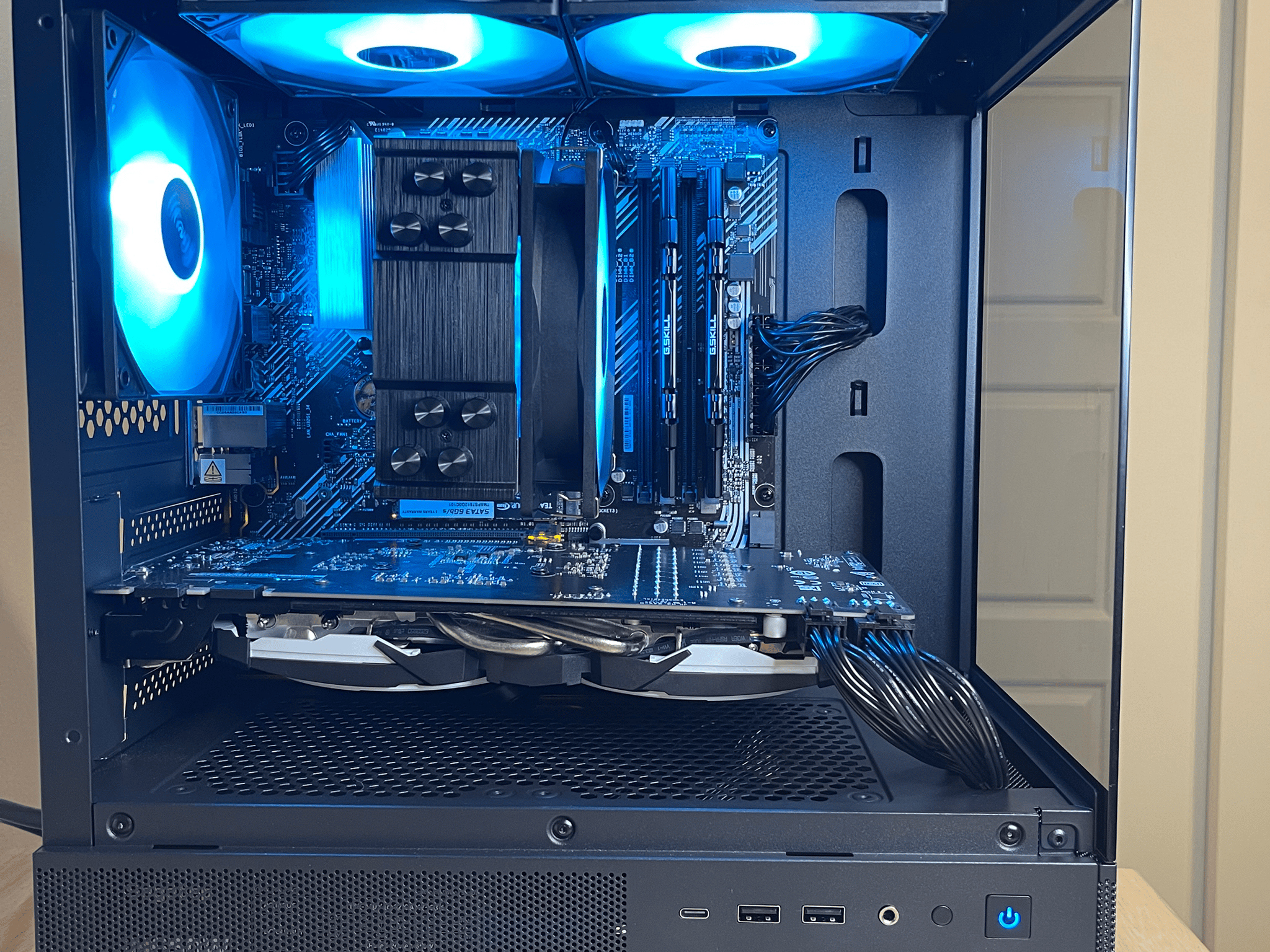 GTX 1070 Ti + Ryzen 5 3600
