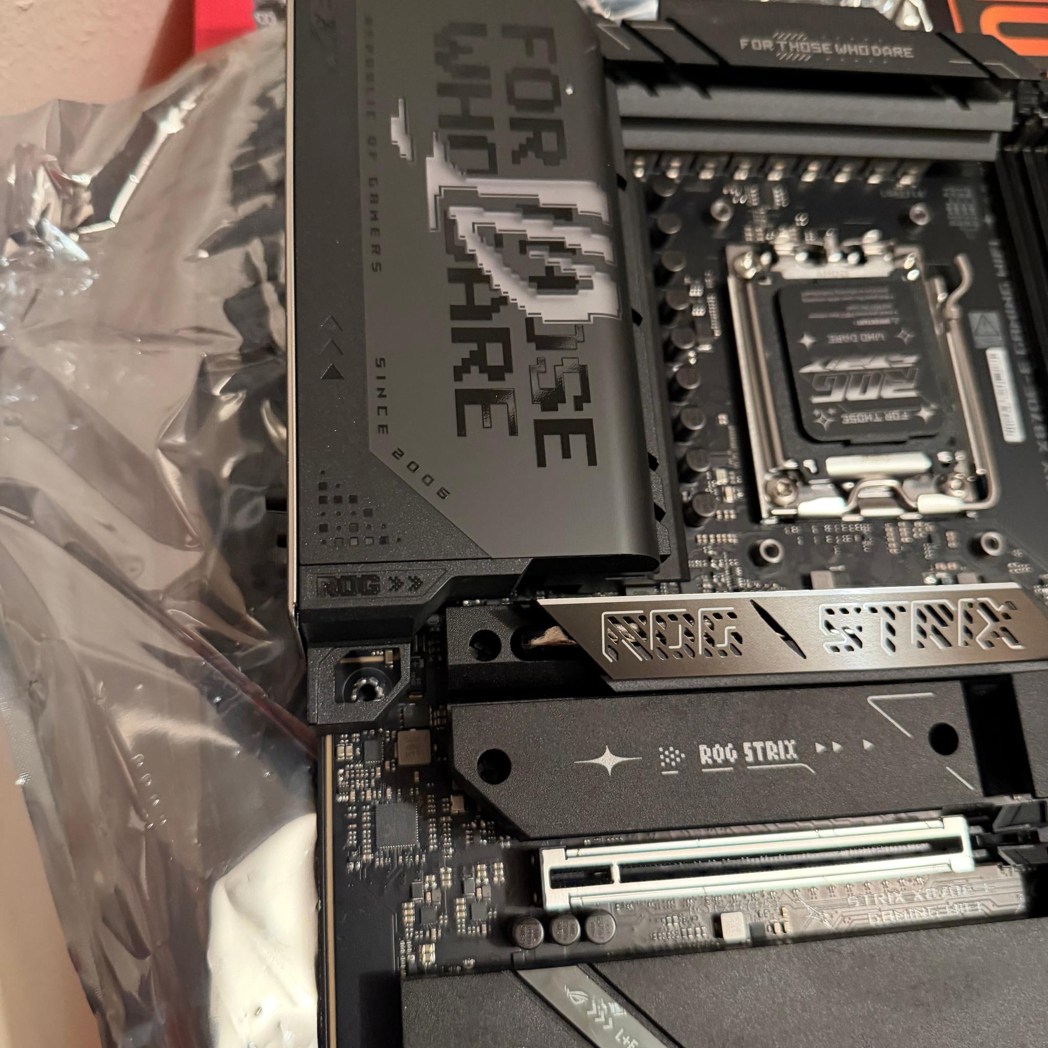 ASUS ROG STRIX X870E-E GAMING WIFI | AM5 Motherboard | Excellent Condition