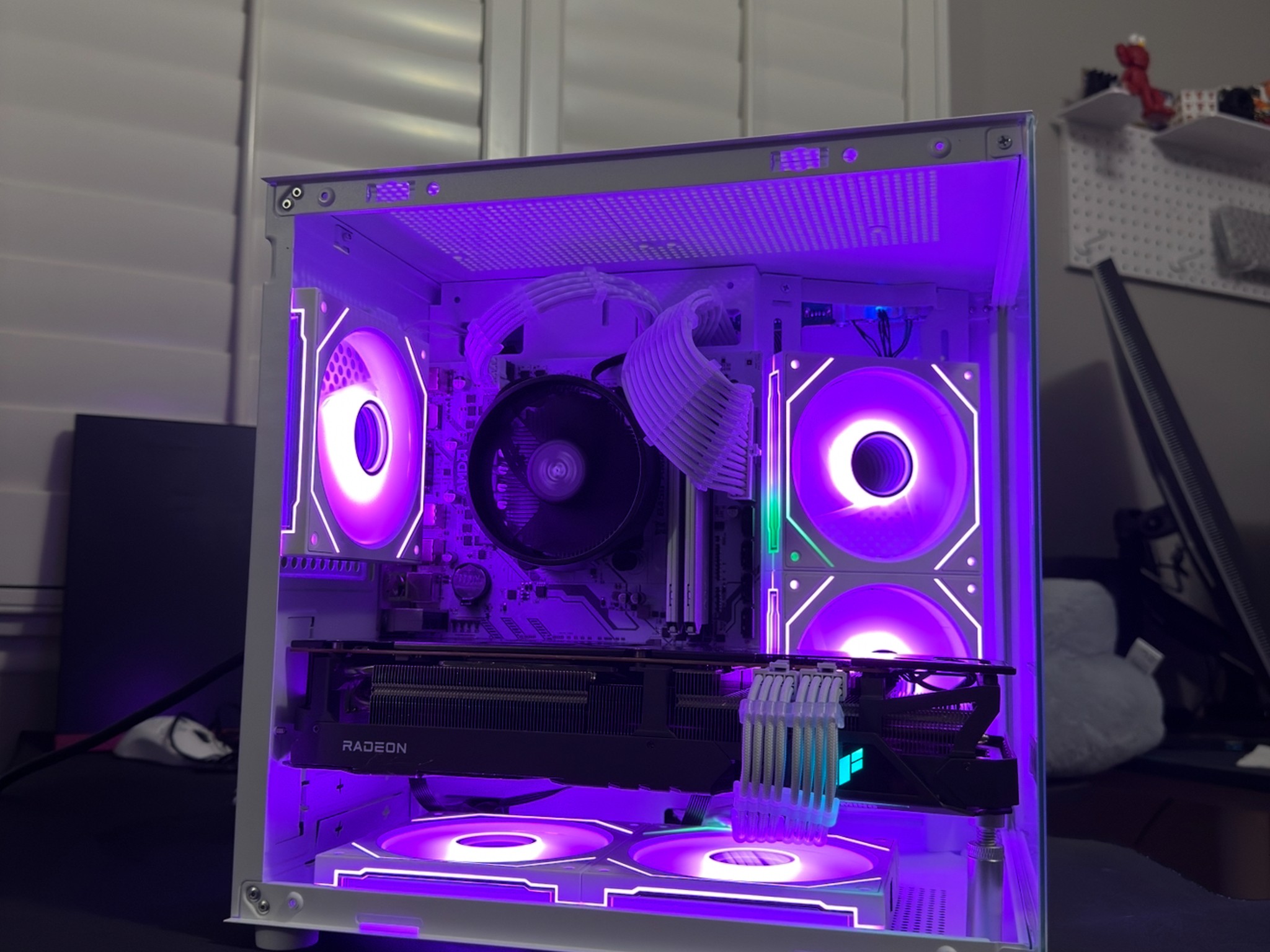 1440p COMPACT GAMING PC | 6700xt | RYZEN 5 5600 | 32GB RAM | 1TB M.2