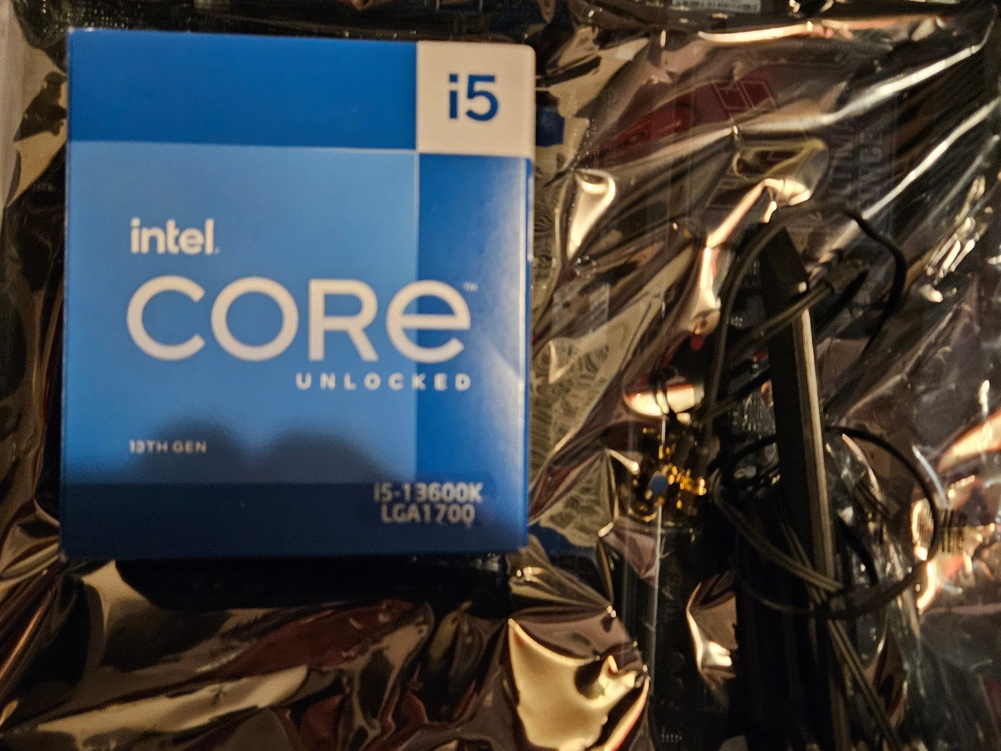 Asus TUF Gaming Z790-Plus Wifi and Intel Core i5-13600k