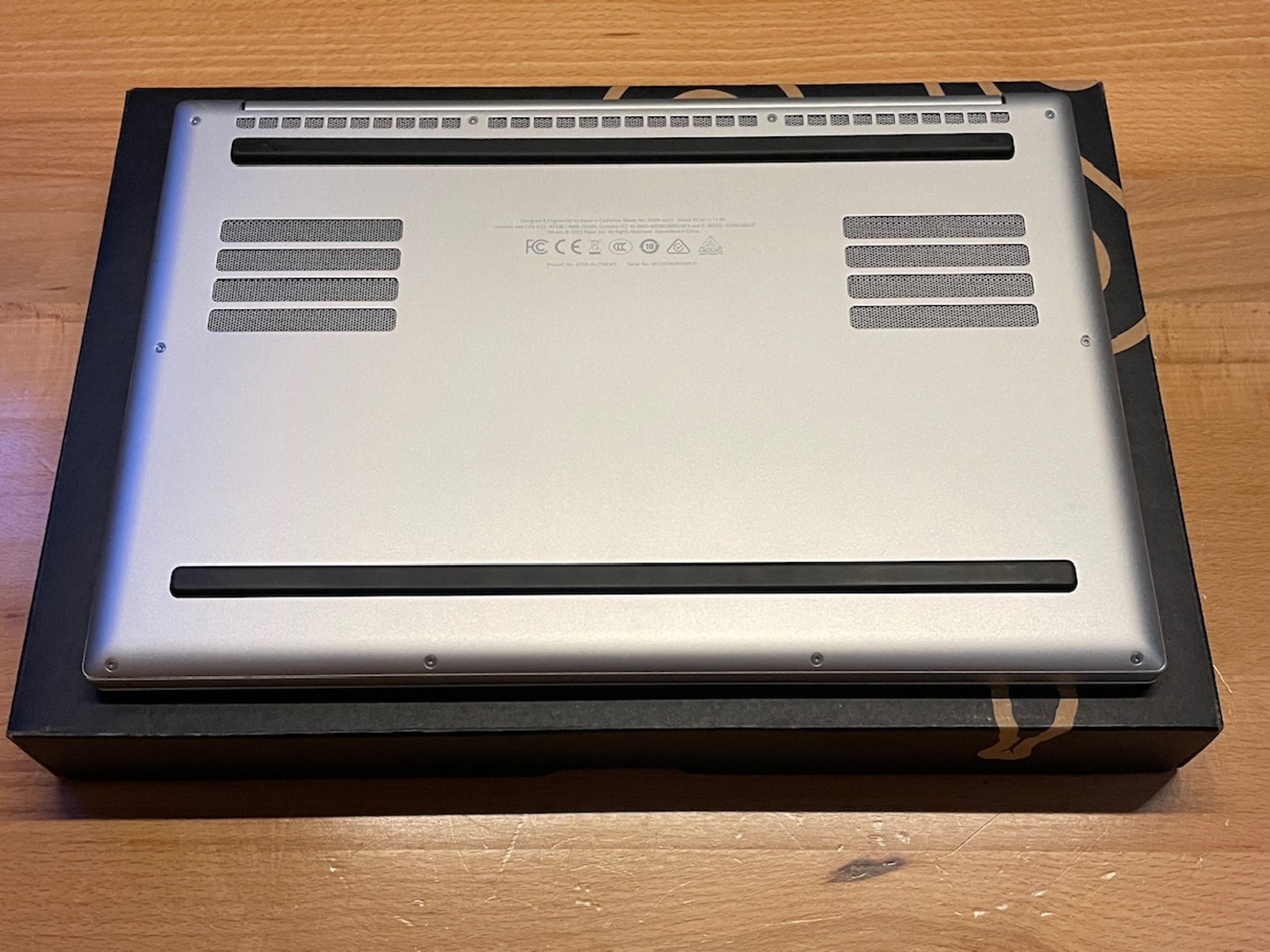 🪒 Razer Blade 14" Gaming Laptop | Ryzen 6900HX, 3070 Ti, 16GB DDR5