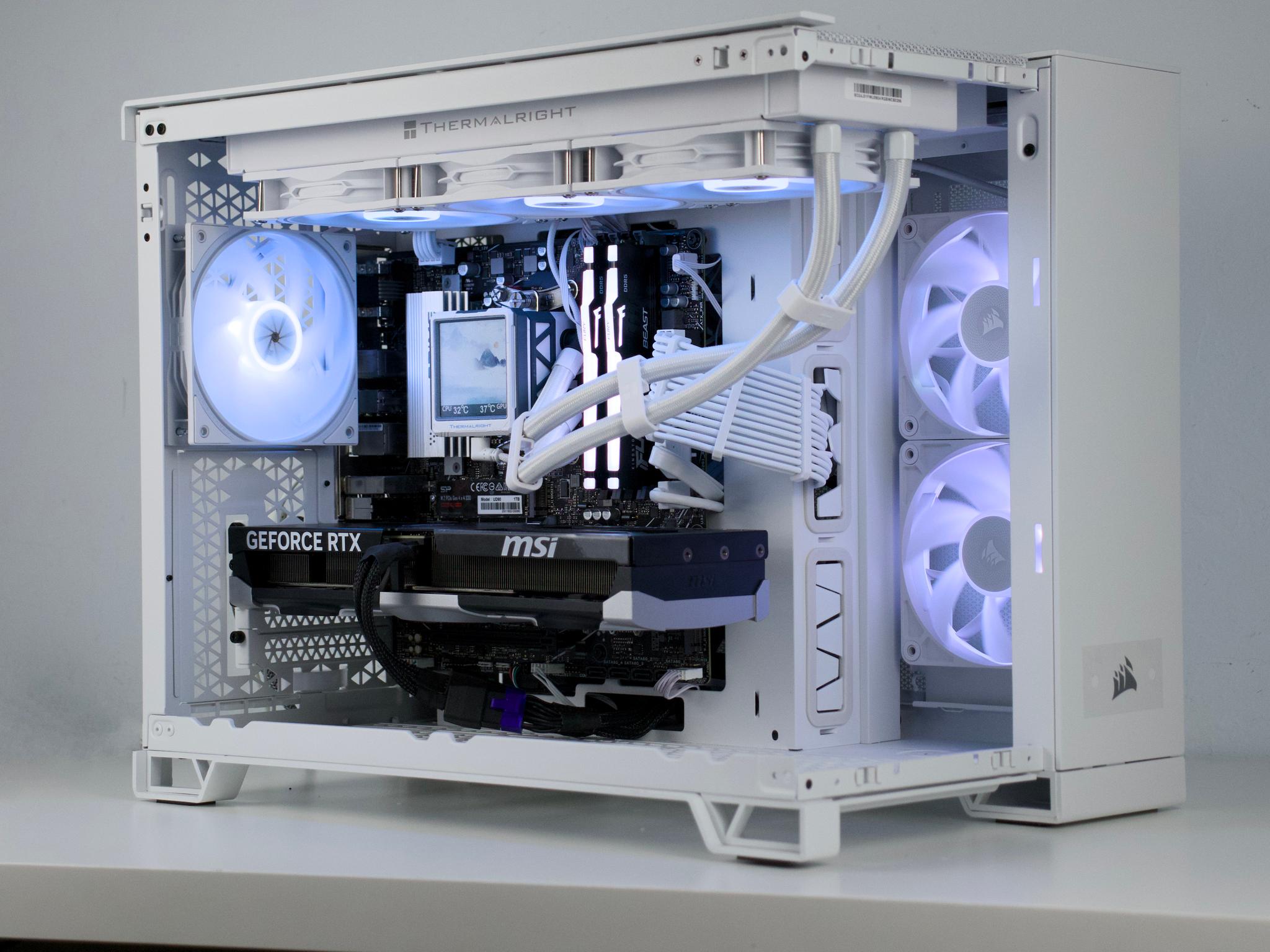 ☁️ Clean White PC | RTX 5070 12GB, Ryzen 5 7600X, 32GB DDR5, 1TB NVMe, LCD AIO | Gaming PC ☁️