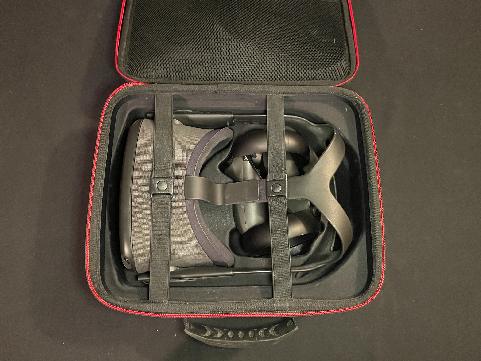 Meta Oculus Quest With Games And Accessories.