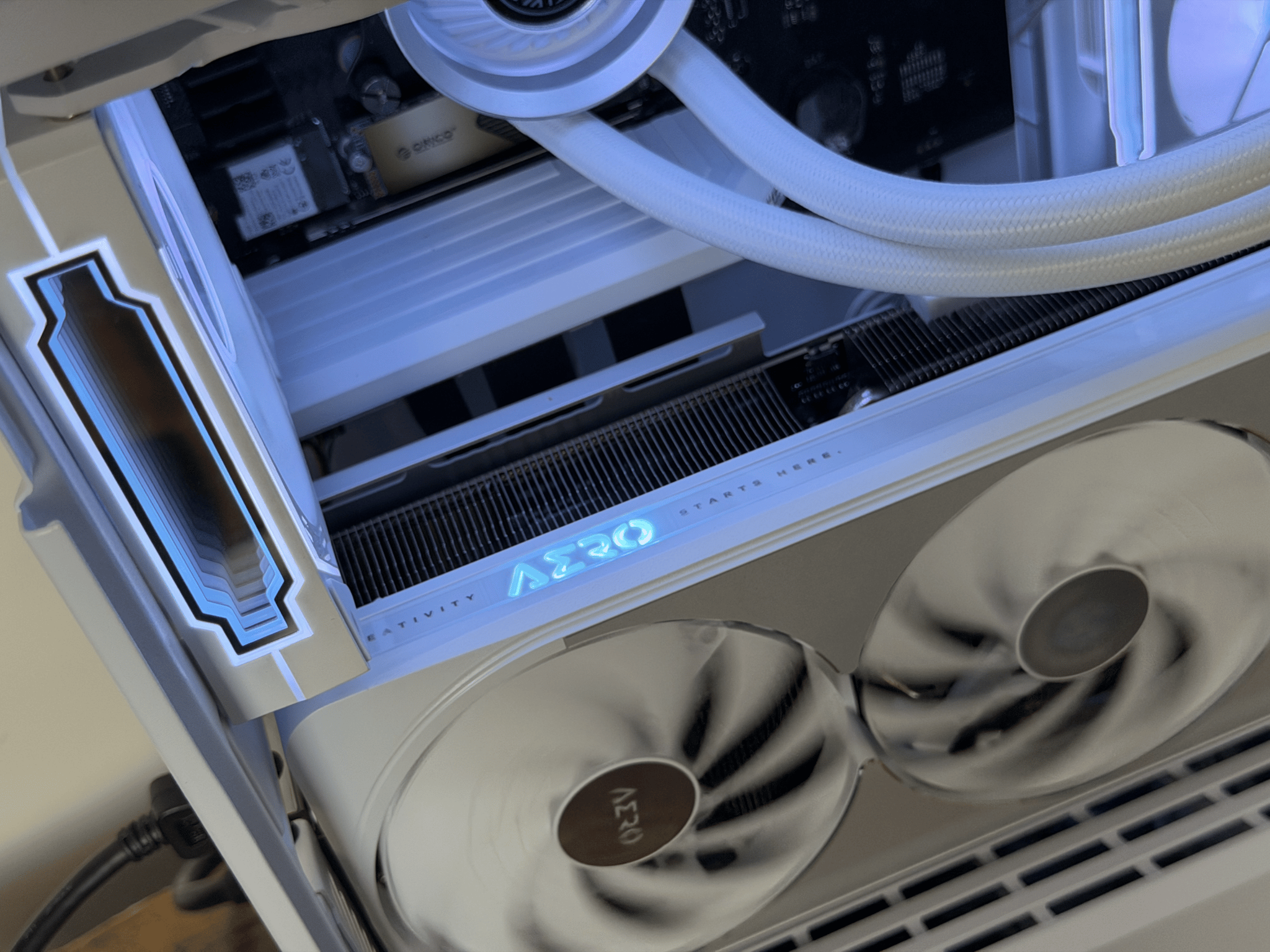⚪️ 4k Gaming & Streaming PC  ⚪️ | RTX 5070 ti | RYZEN 9 7945hX | 32GB RAM  | 2TB SSD |