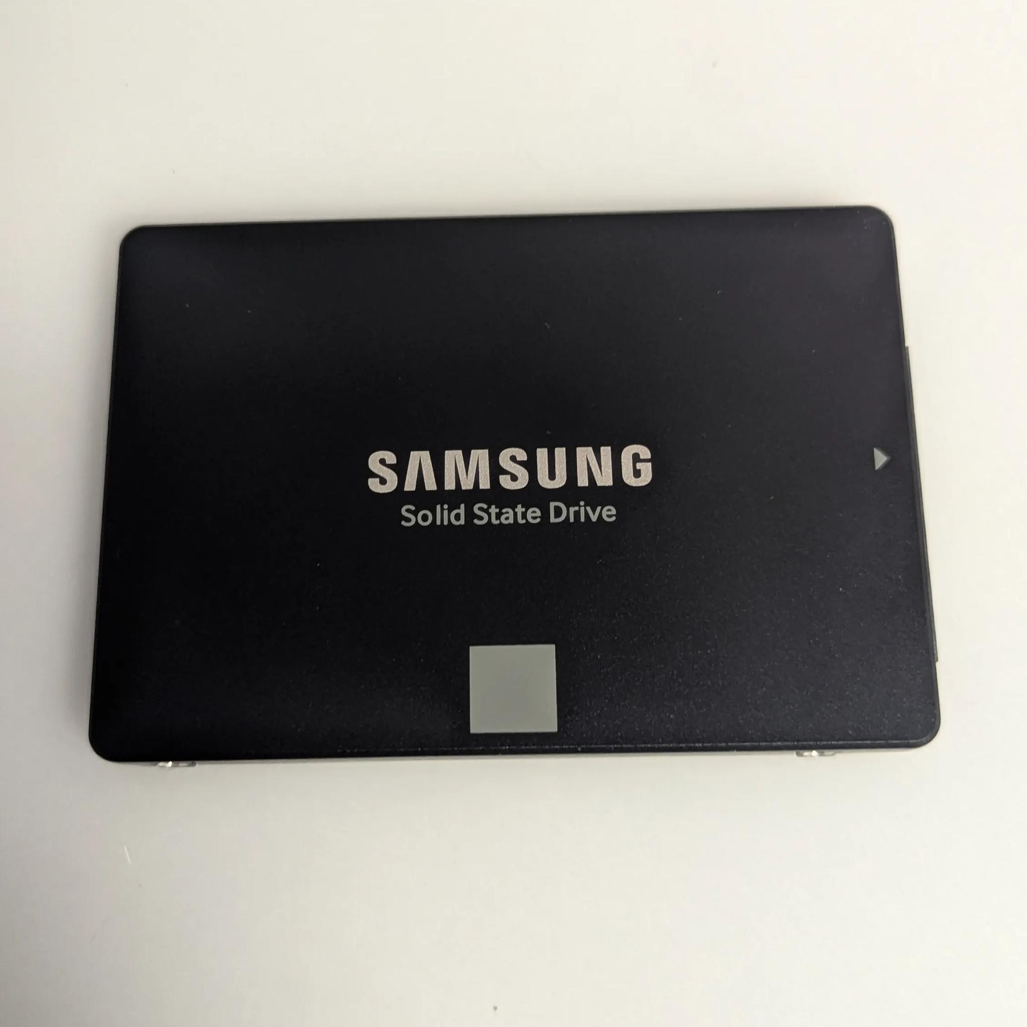 500 GB Samsung 870EVO SATA SSD