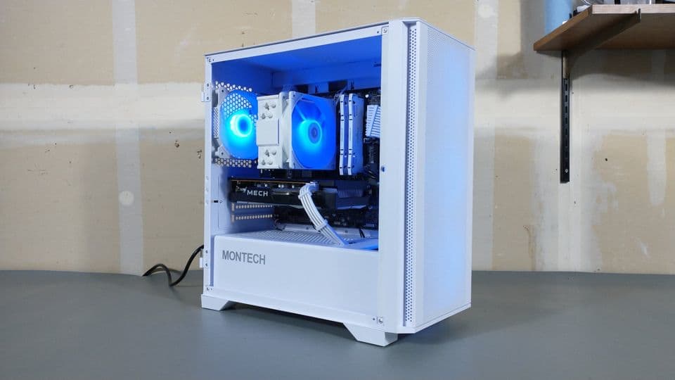 White Mid Range PC Build | Intel i3-12100F | RX 6600 | 16GB DDR4 RAM