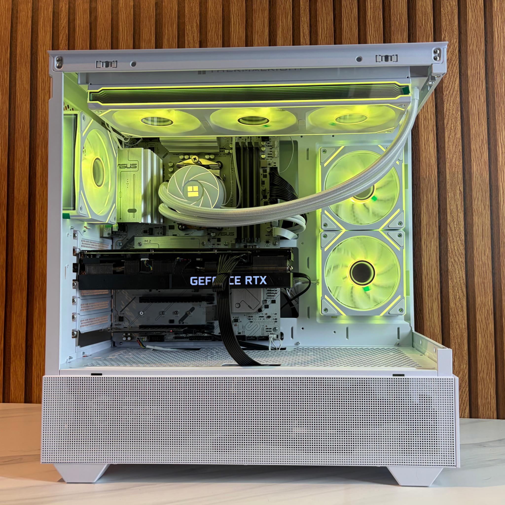 RTX 3080 | RYZEN 5 8400F | 16GB DDR5 | 1TB SSD | 360MM AIO