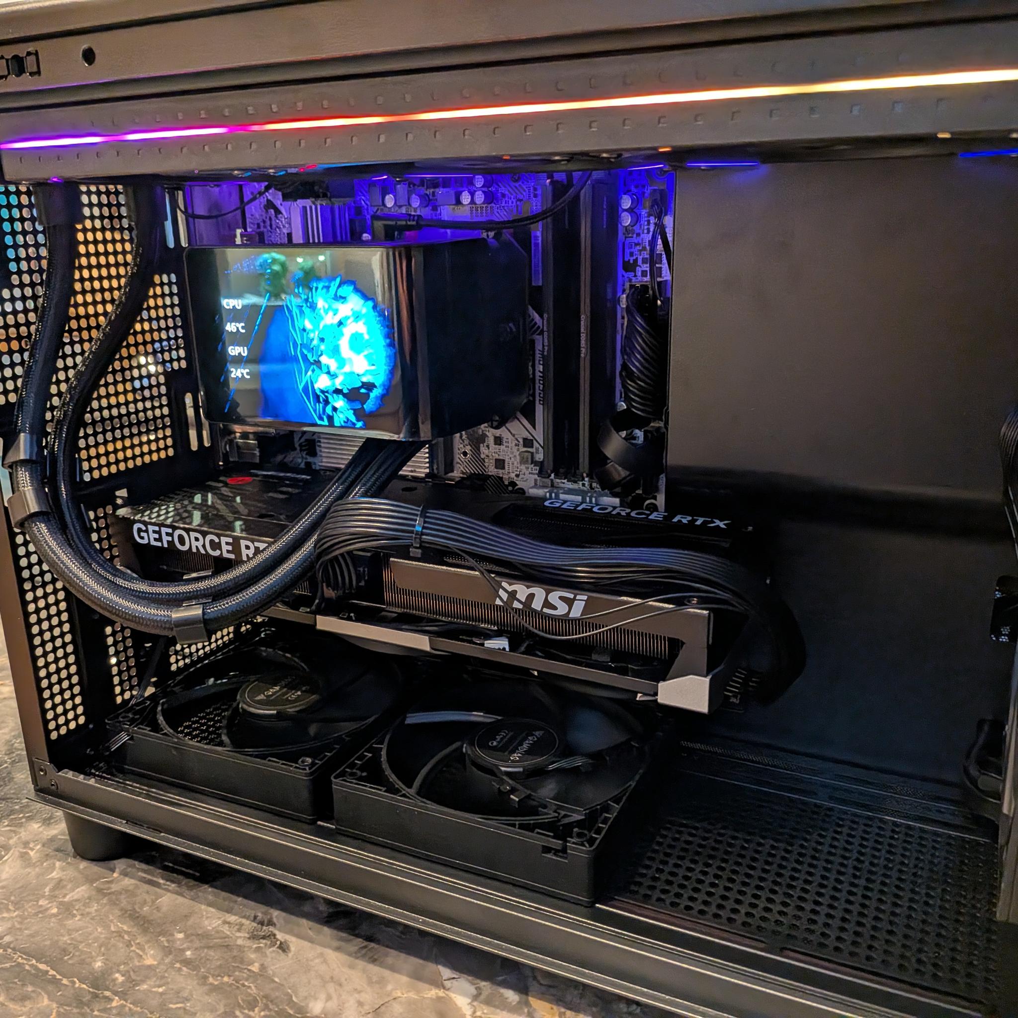 1440p Vision - RTX 5070, Ryzen 7 7700X, 32 GB DDR5 RAM, 2 TB Gen 4 SSD, Liquid Cooled, RGB