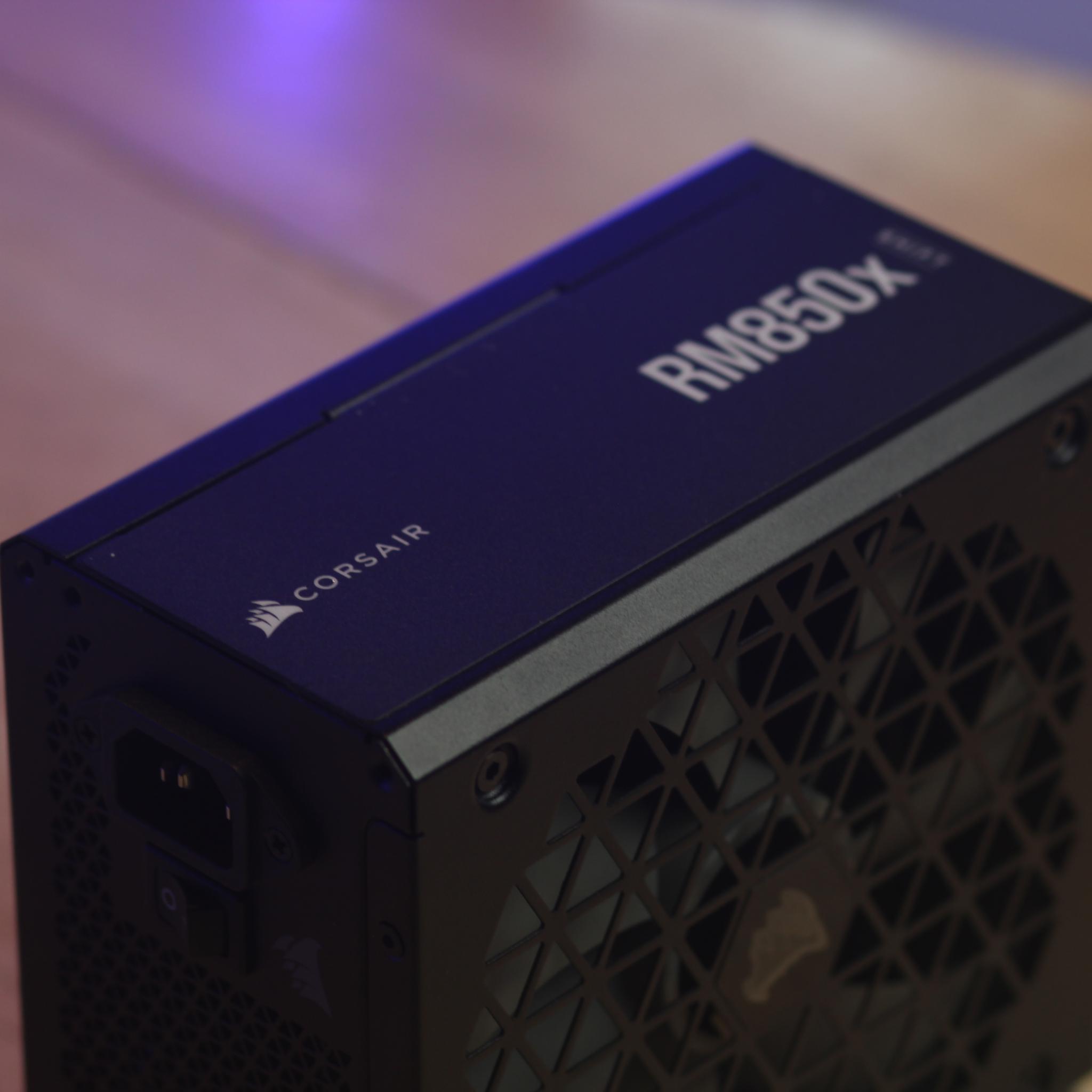Corsair RM850x SHIFT 80 PLUS Gold Modular Power Supply