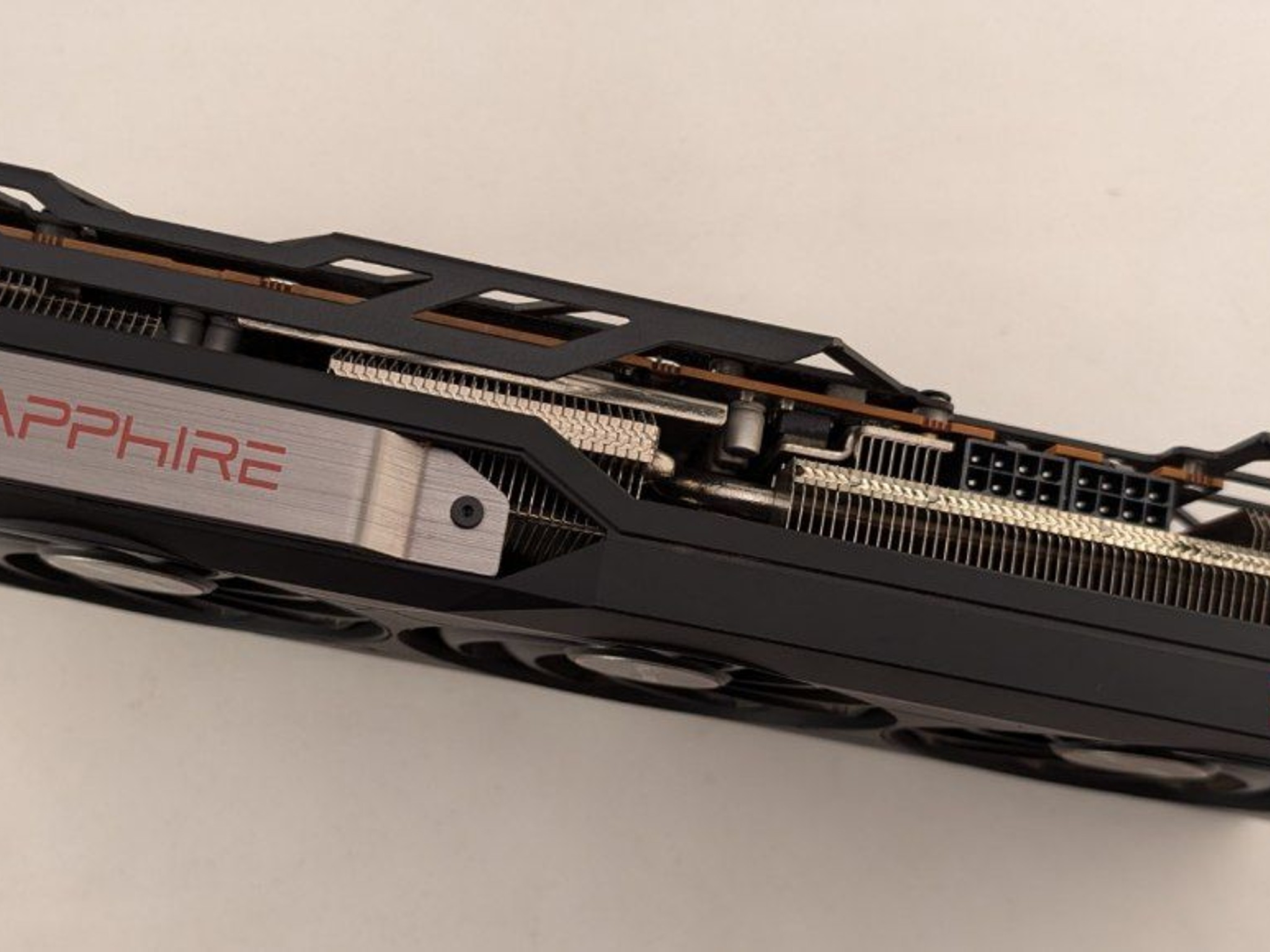 Sapphire Pulse AMD Radeon 6800 16GB