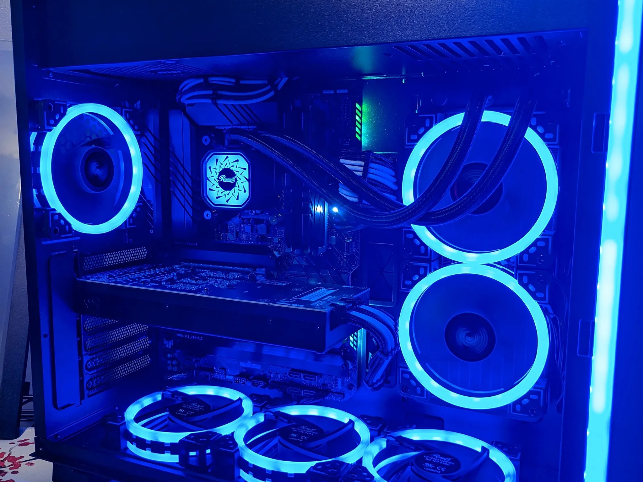 "THE BEAST" Gaming PC. I7-11700K, 32GB DDR4, 1TB NVME, RTX 3070