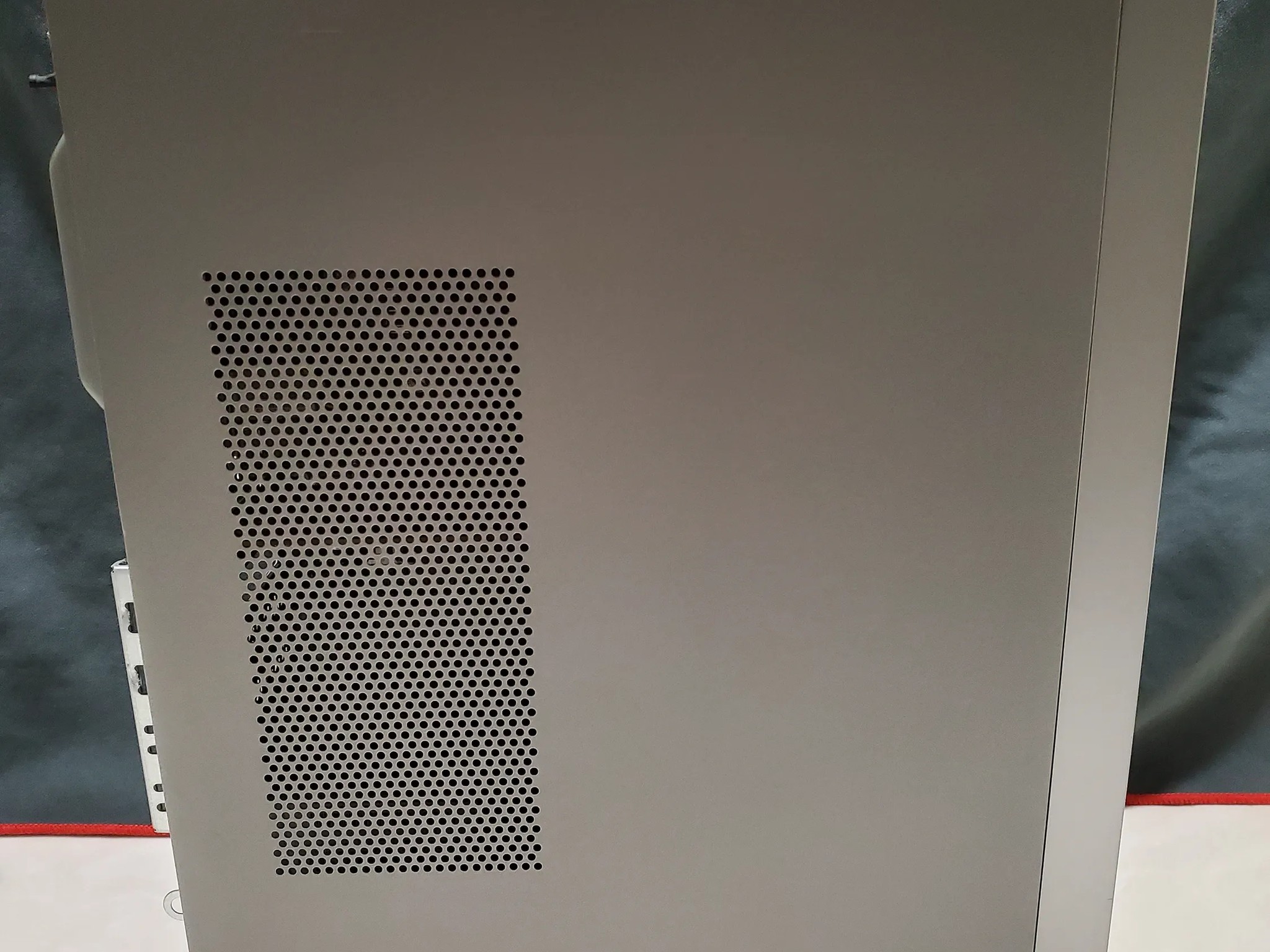 Lenovo IdeaCentre 5: Intel Core i3-10100, AMD Radeon RX 6400, 16GB RAM, 512GB SSD, 1TB HDD, W11P