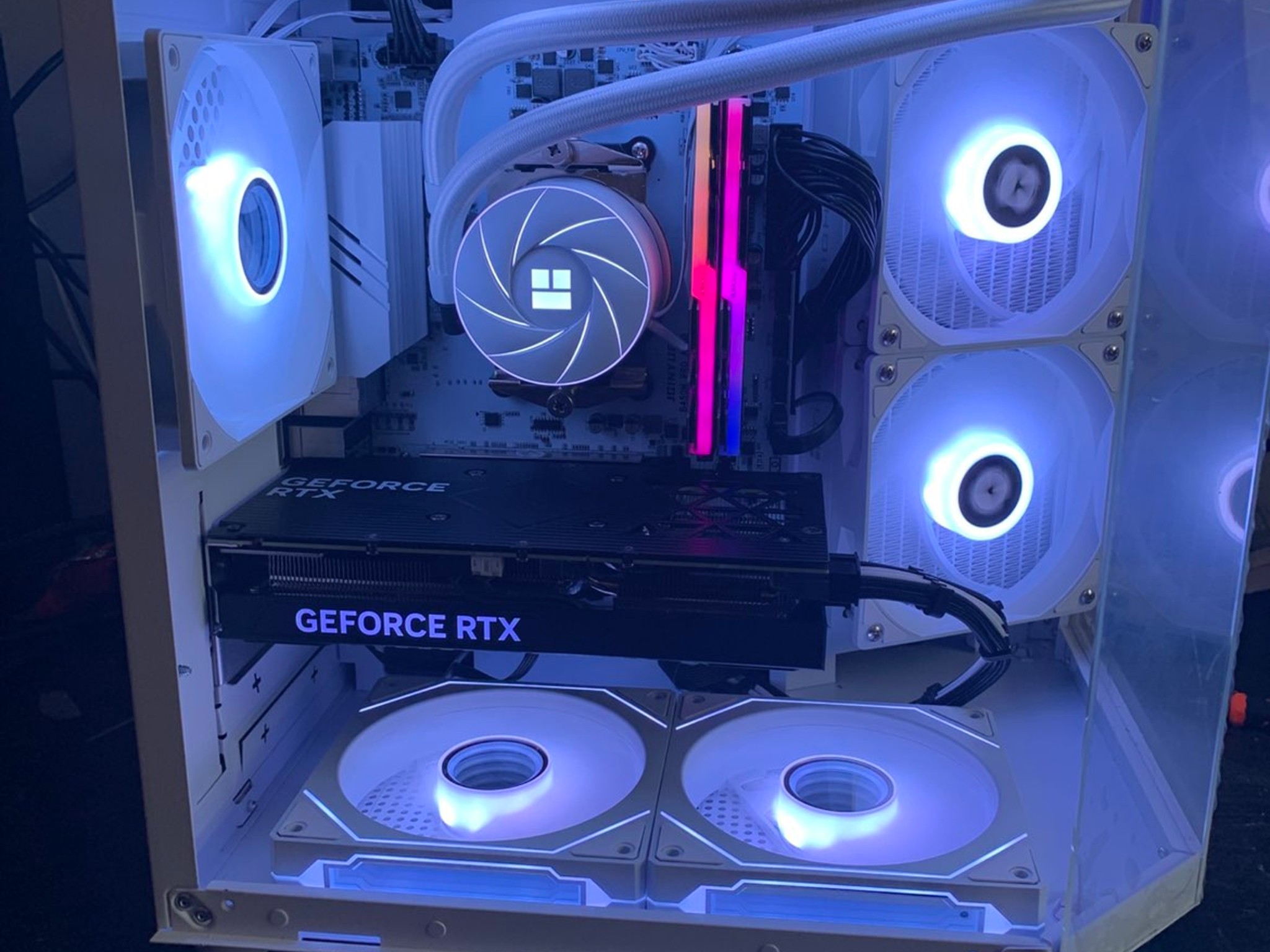1440p gaming pc 5600/4060 ti / 16gb/ 512gb