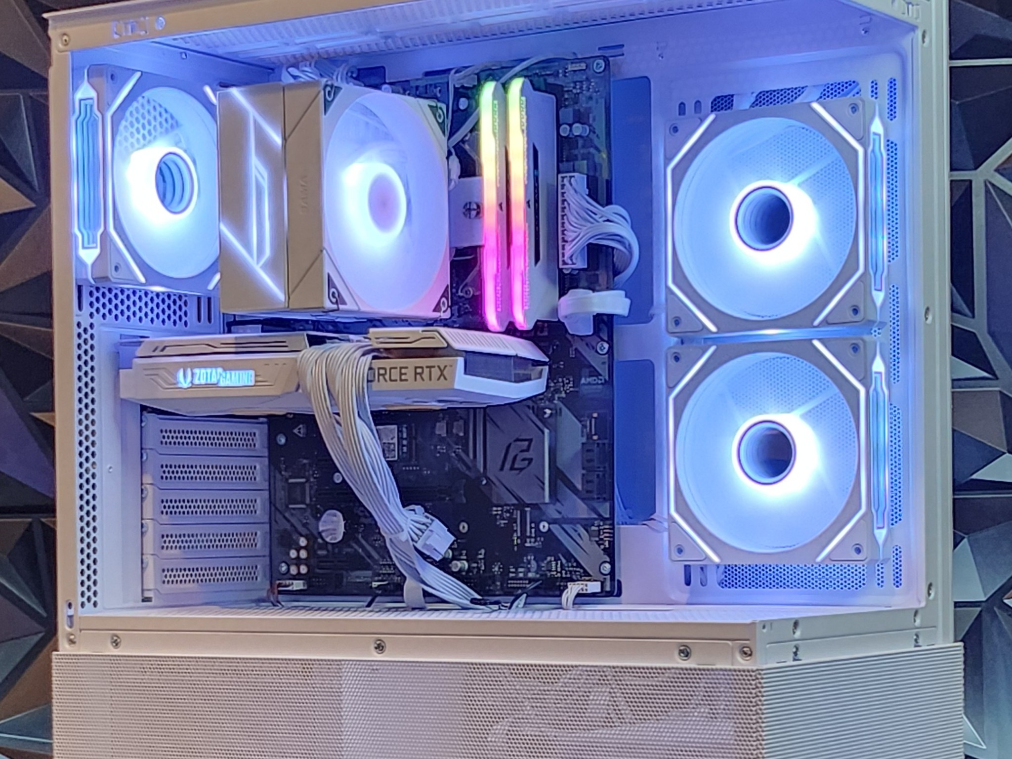 ⚪ White ⚪ Gaming Pc (Ryzen 5 + RTX 3060 TI)