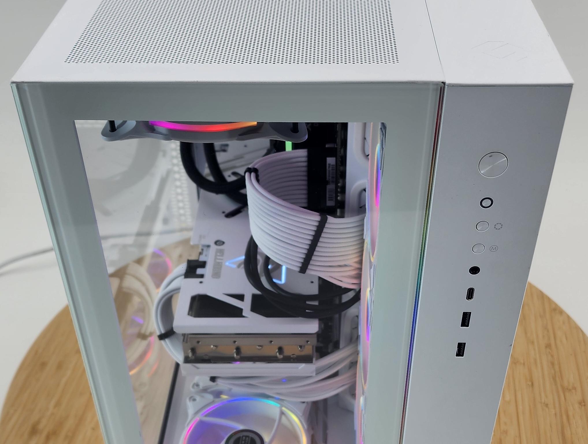 Gaming PC Ryzen 9 7950X 32GB RAM 1TB SSD RX 7900 XTX 24GB Windows 11 Computer