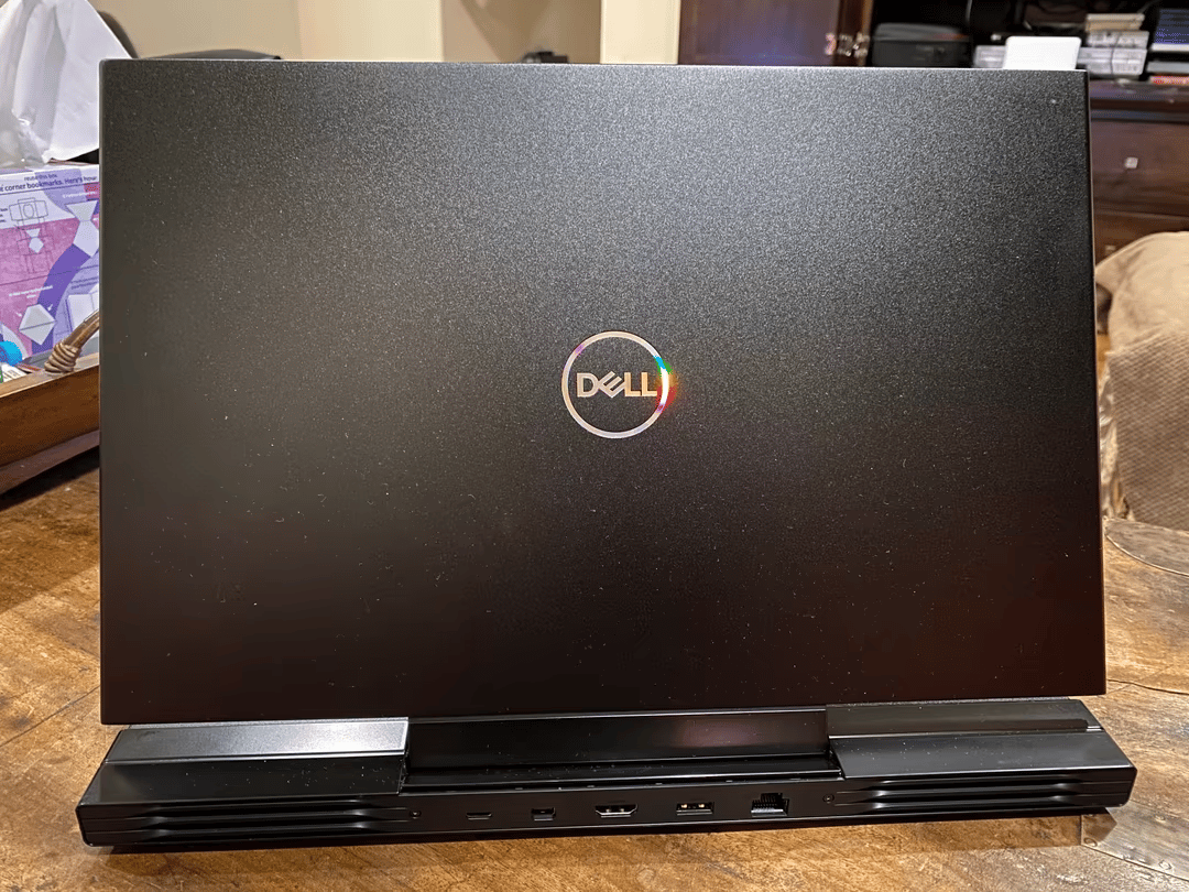 Dell G7 7500 - Intel Core i7-10750H - 32GB RAM - 4K60P OLED - RTX 2070 Max-Q