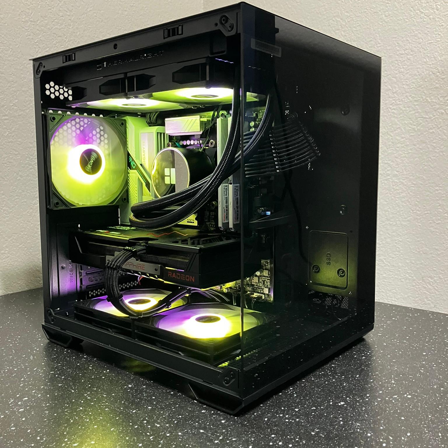 Gaming PC - Intel i5 14600K + Radeon RX 9060 XT 16GB + WiFi/BT + Liquid Cooling