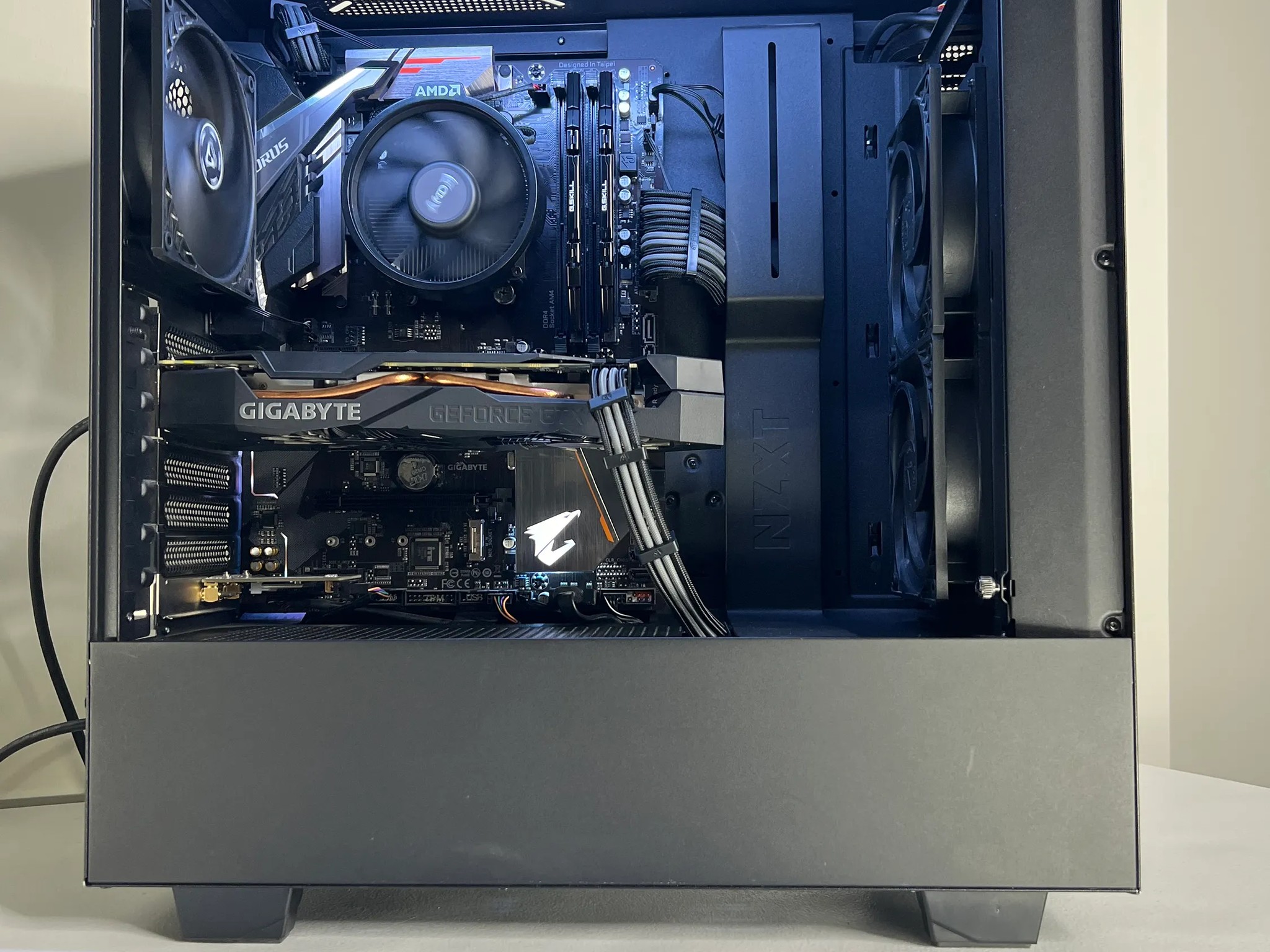 🖤Ryzen 5 2600 | GTX 1660ti 6GB ⬛| 16GB Ram | 1TB NVME SSD 🖤Custom Black PC ⬛