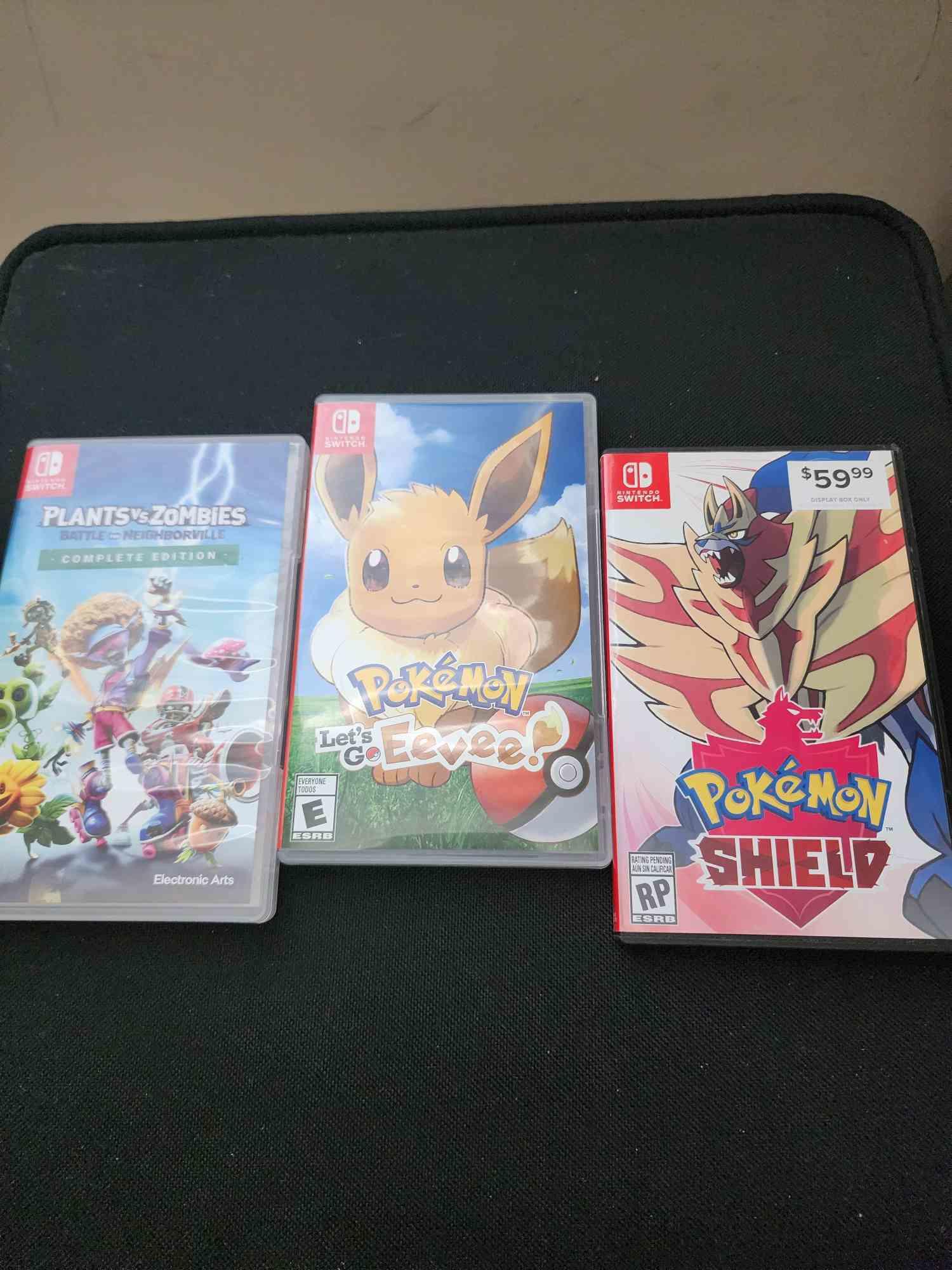 Nintendo Switch Bundle – w/ Box, 200GB SD Card, 3 Games, Case (Bundle)