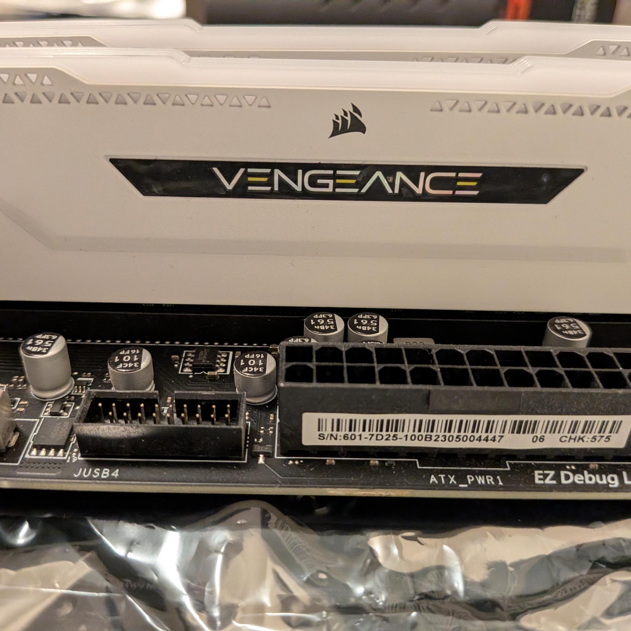 32GB DDR4-3600 CL18 | Core I5 12600K | MSI PRO Z690-A DDR4