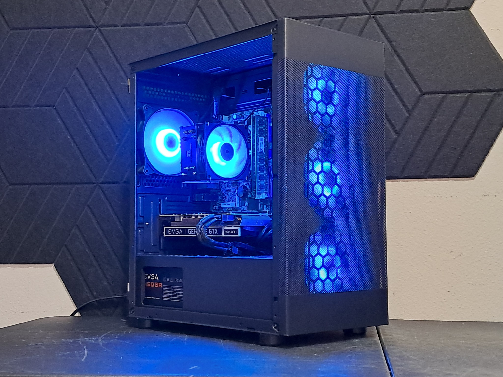 🟢Value 1080p Gamer!🟢i7-6700 | GTX 1660 Ti | 1TB SSD | Full W11 Support | WiFi!