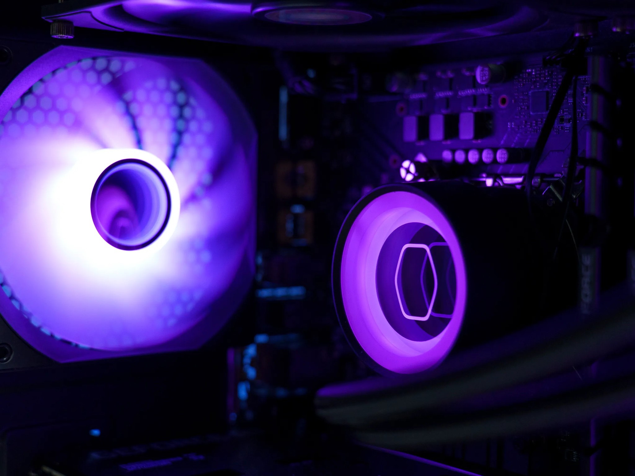 RTX 3070 + Intel i5 12600K Gaming PC w/ FREE RGB keyboard + mouse | 32GB RAM | 1TB m.2 | 240 AIO
