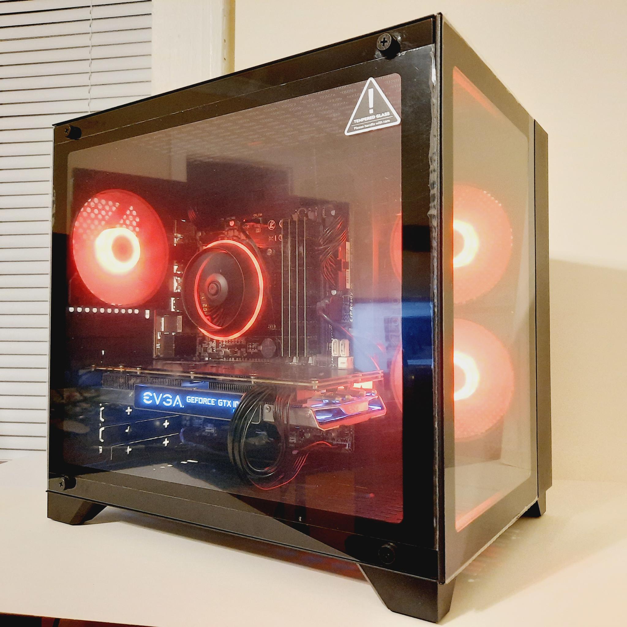 Newly built Gaming PC - Nvidia GTX 1070 8GB / Intel i7 4790 / 16GB RAM / 730GB SSD / RGB Fans