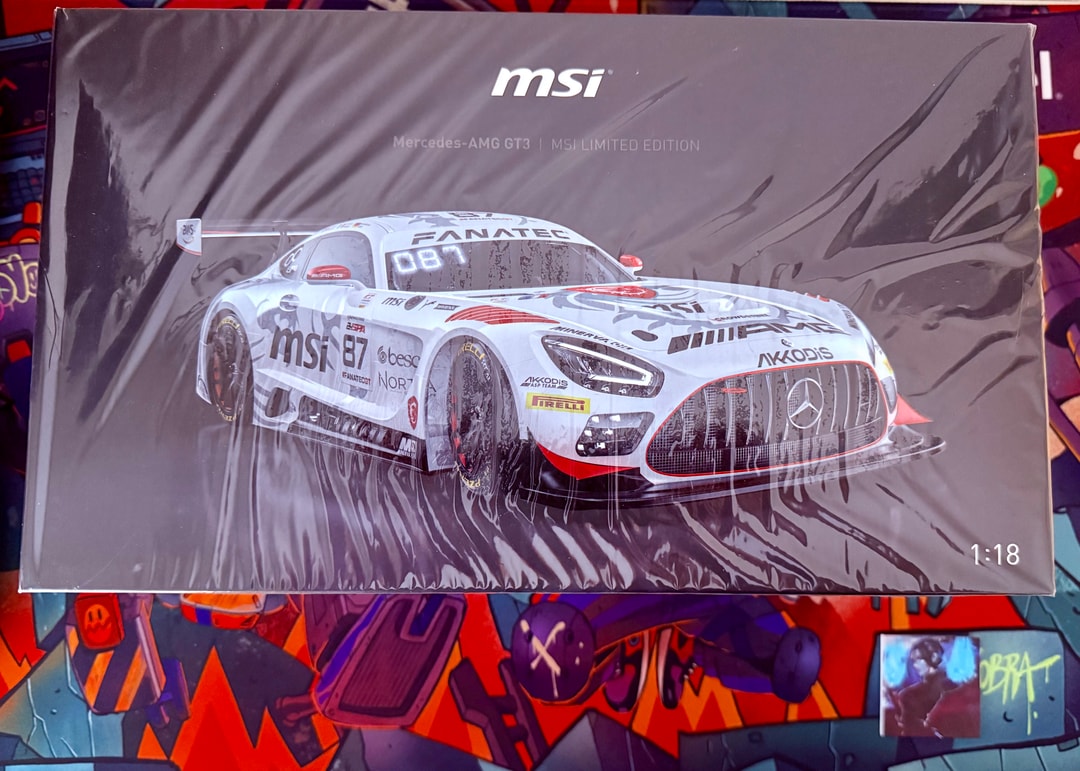 Mercedes AMG GT3 | MSI Limited Edition 1/18 Model | Jawa