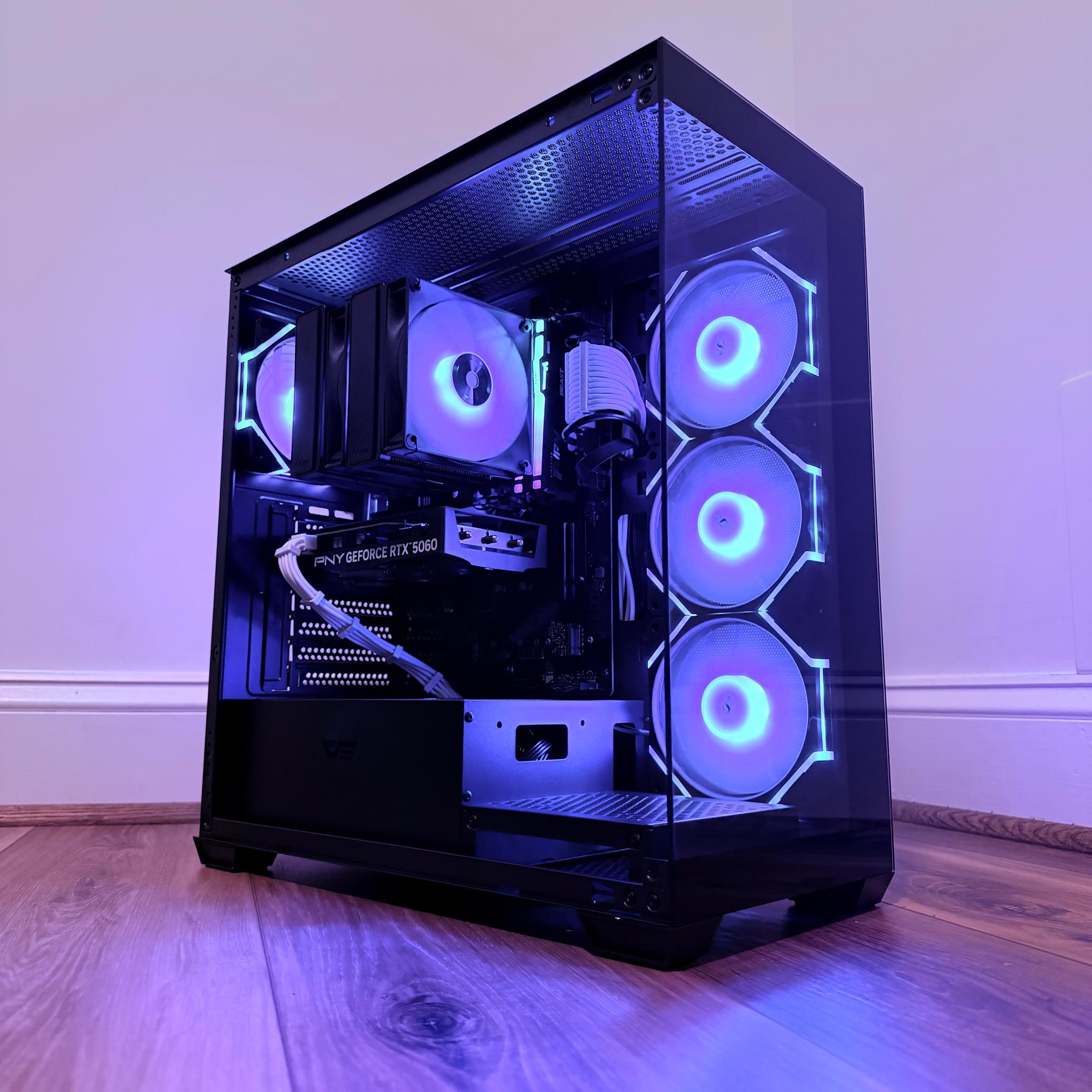 ❄️"Frozen Echo"❄️| 1080/1440p Gaming | Intel Ultra 7 265k | RTX 5060 | 16B DDR5 | 1tb Storage