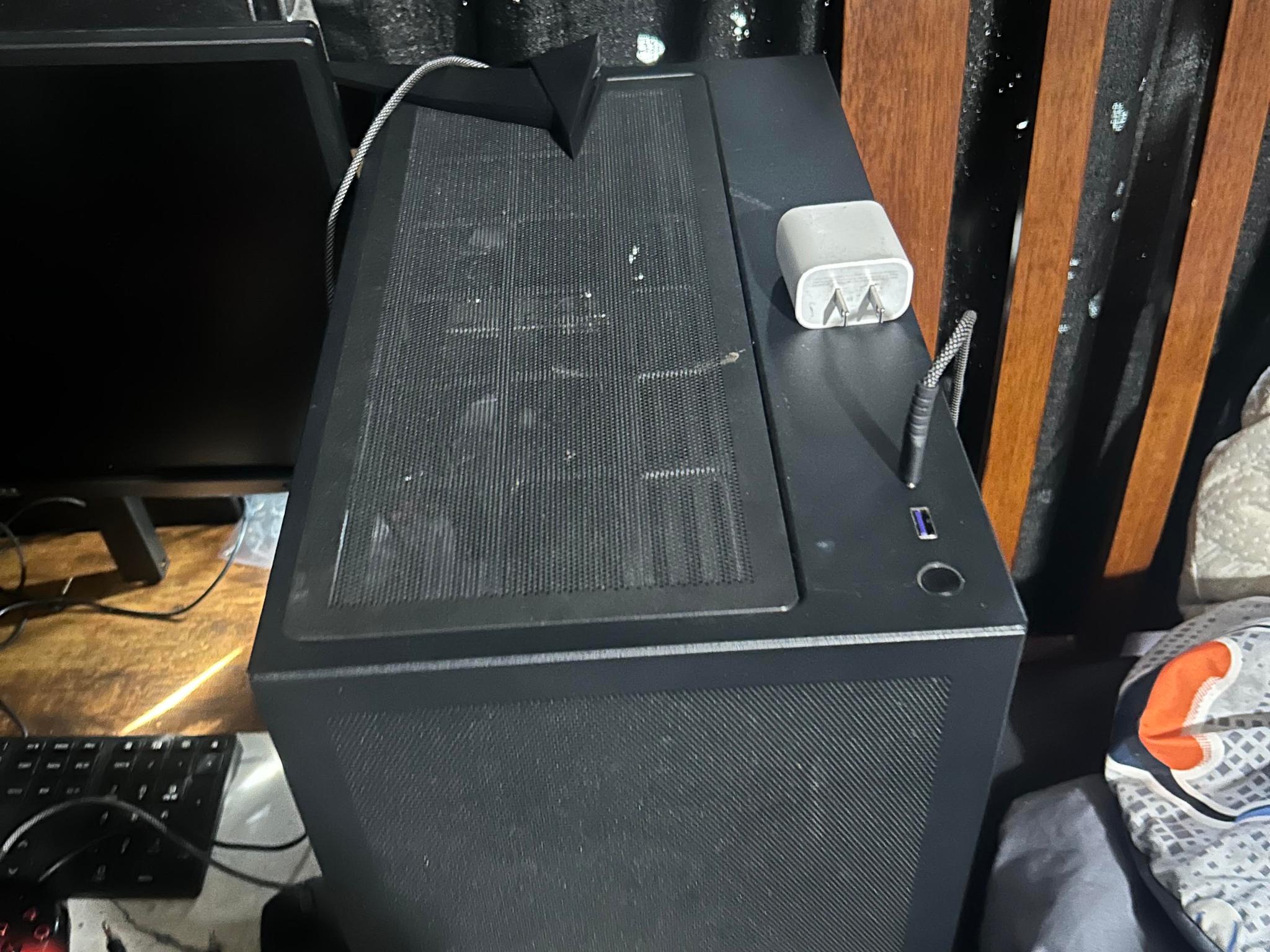 GeForce RTX 3050 8GB Custom Gaming PC - Core i5-14400F, 16GB RAM, 1TB NVMe SSD