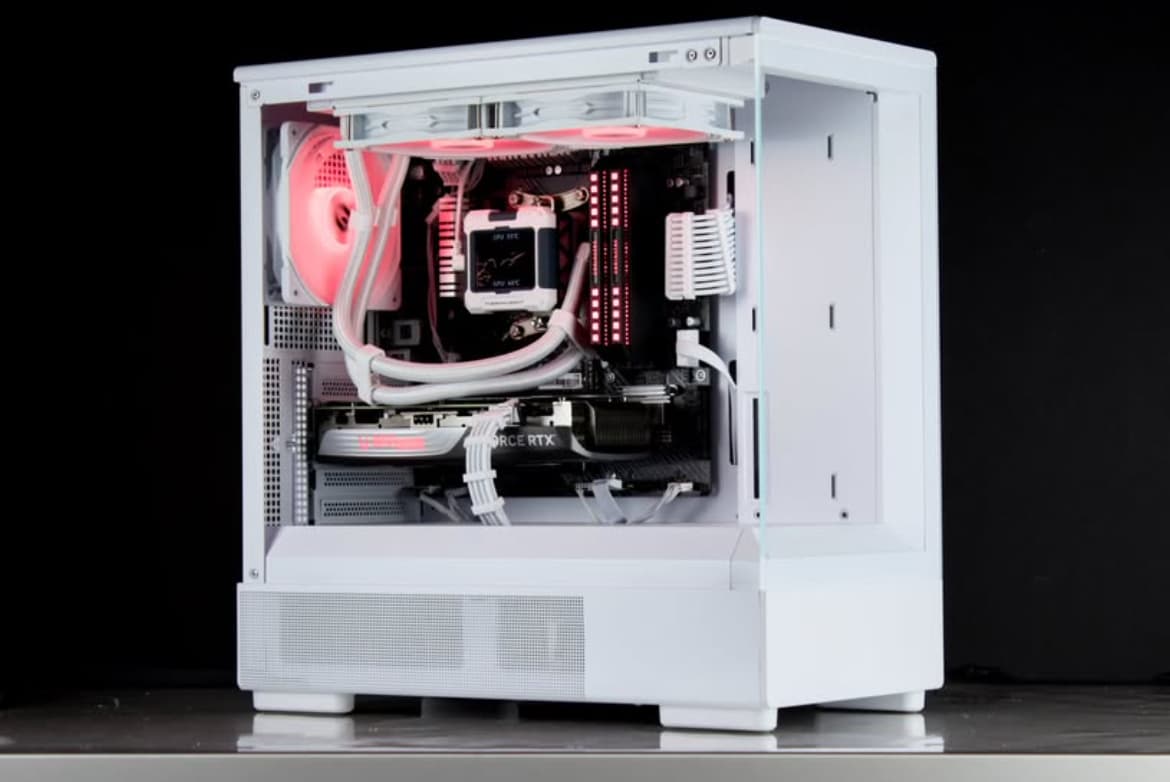 ❄️🧊1440P Gaming PC - RTX 4070, Ryzen 7 5800XT, 32GB DDR4, 1TB NVMe🧊❄️