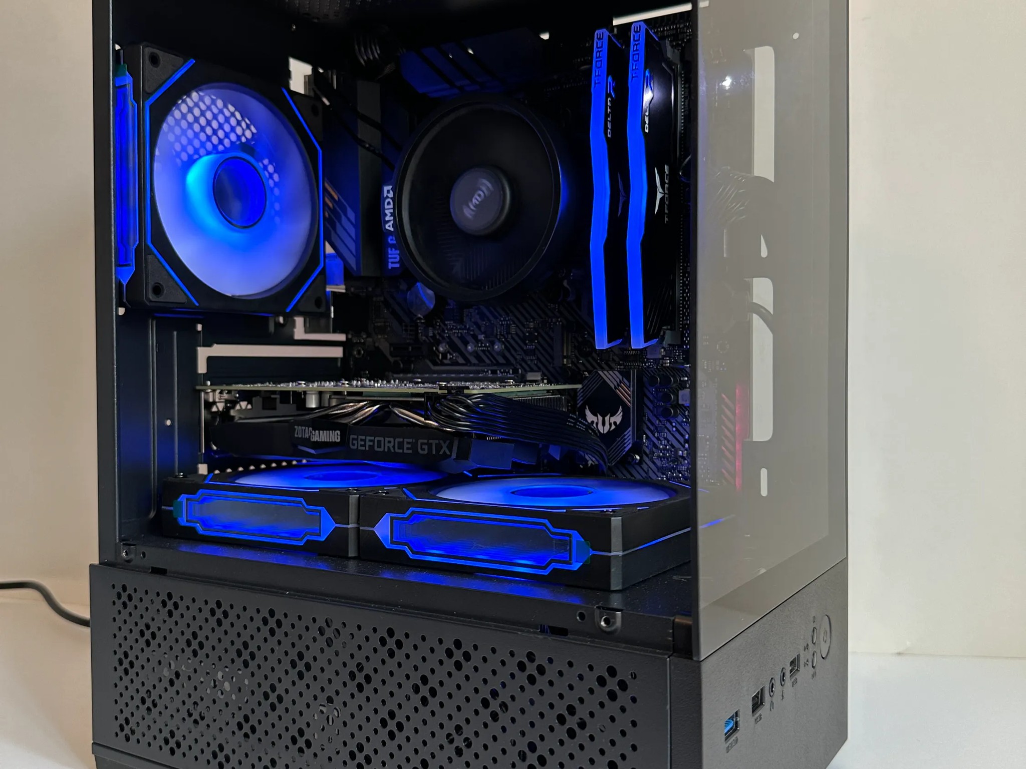 🎮 Entry-Level Gaming Rig | GTX 1660 Ti | Ryzen 5 3500x | 16GB RAM | 500GB SSD | Wi-Fi |...