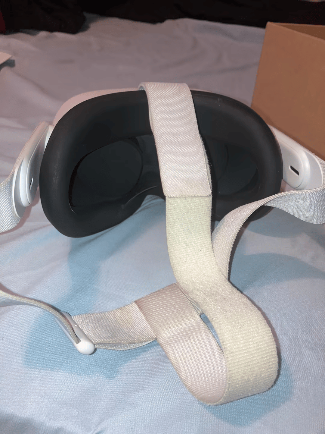 Oculus Quest 2 64GB VR Headset