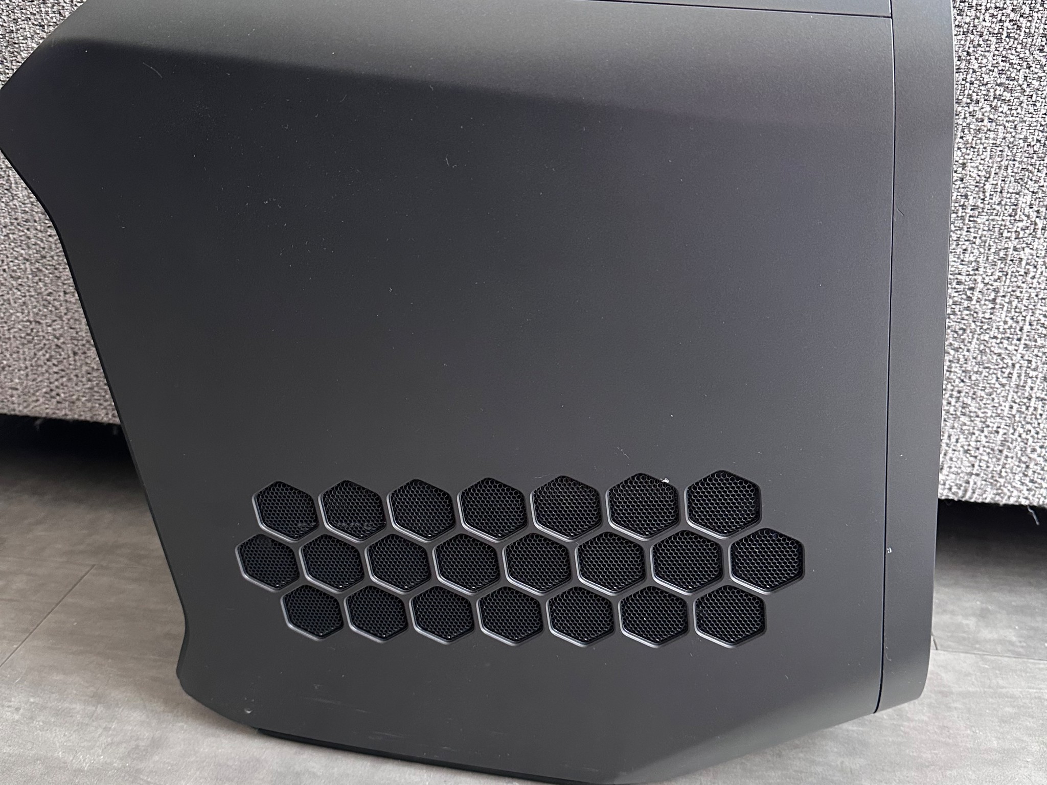Used Alienware R15 PC