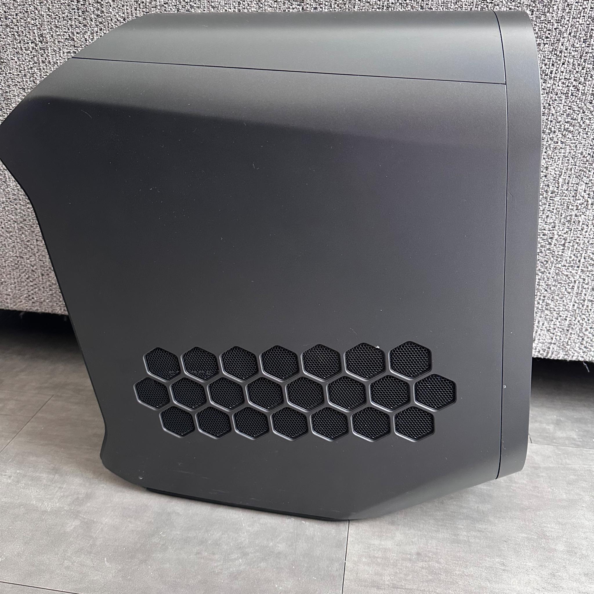 Used Alienware R15 PC