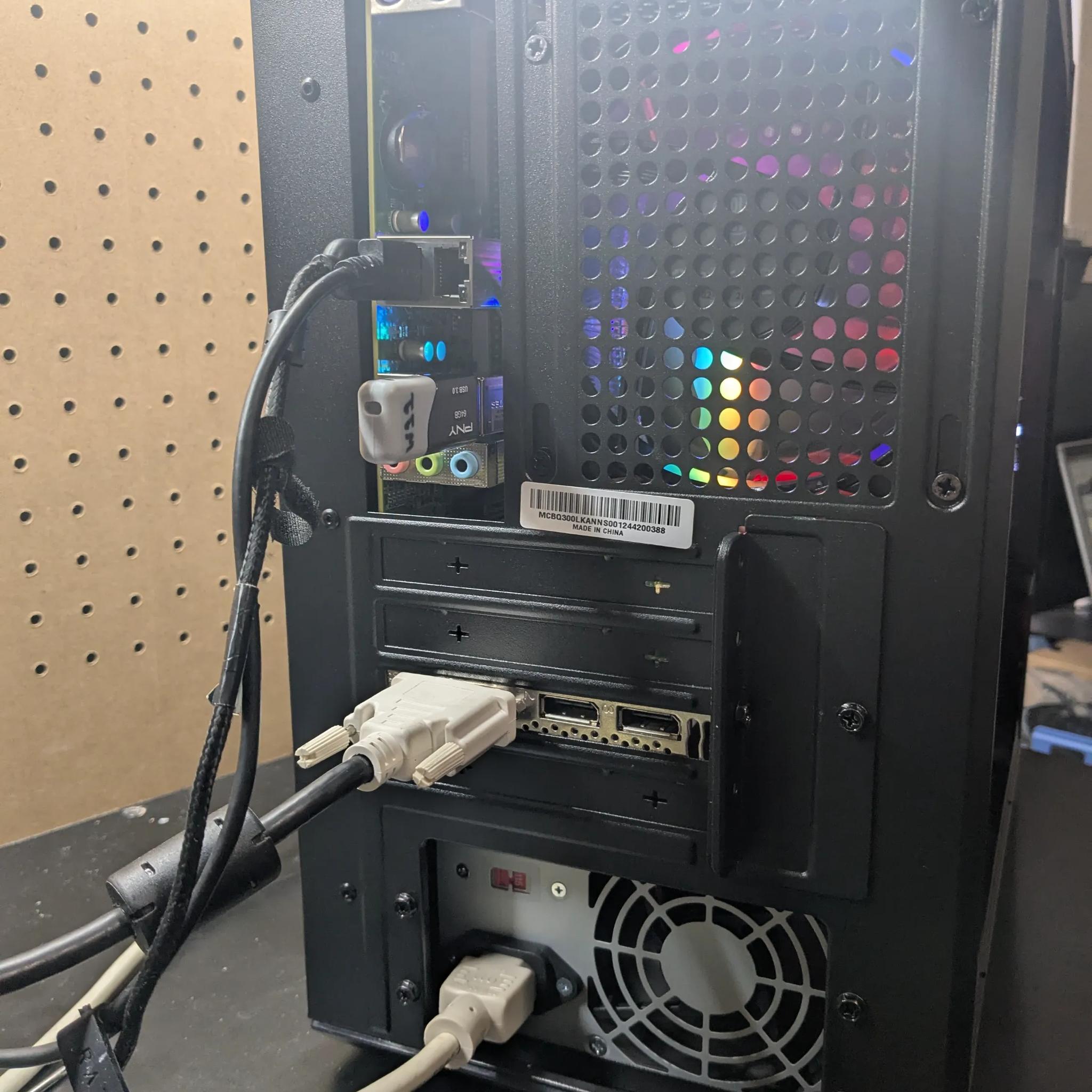 100 FPS Fortnite | 180 Day Warranty | Xeon (Same as i7), 24GB RAM, 4GB Nvidia, 512GB SSD, Win11