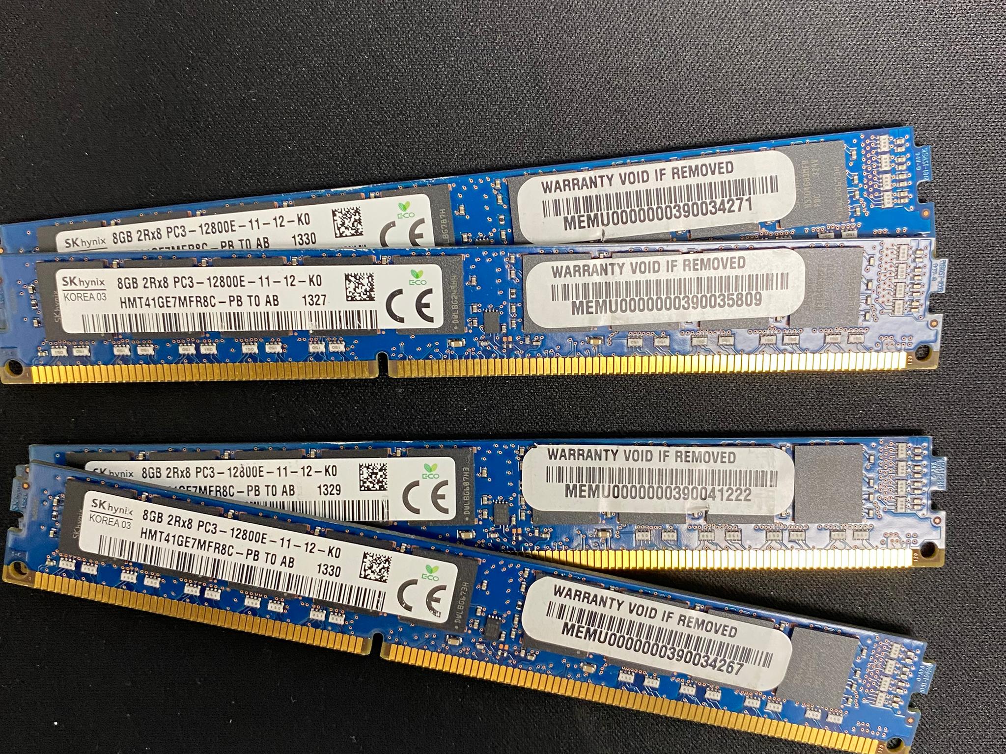 32 GB DDR3 (2x8GB) - PC3-12800e